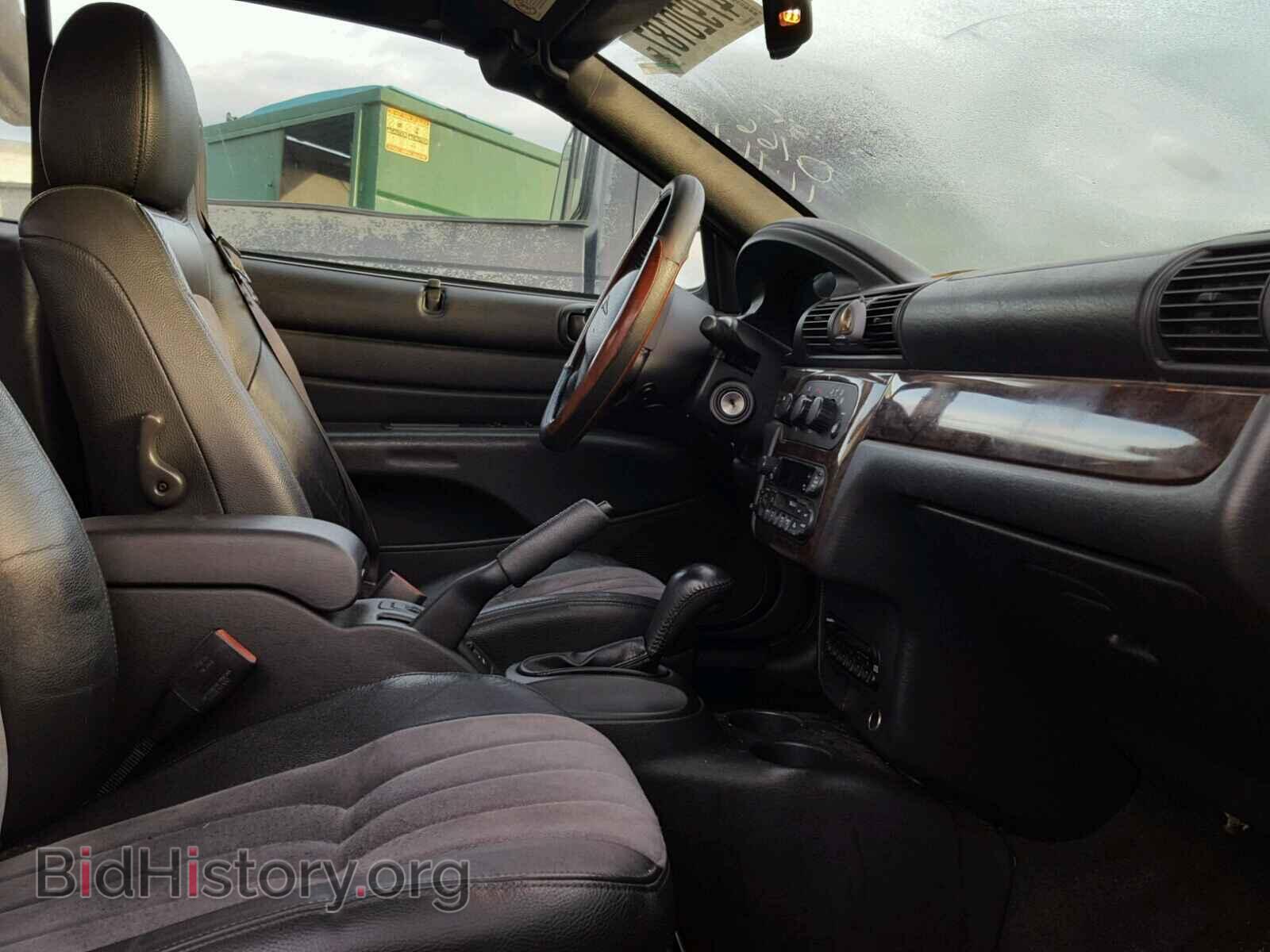 2004 CHRYSLER SEBRING - VIN: 1C3EL55R14N180166 - Фото 5