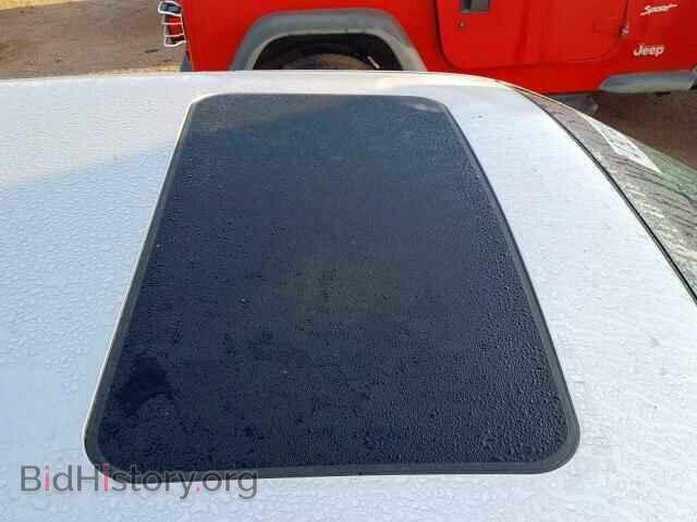 2000 CADILLAC DEVILLE - VIN: 1G6KF5495YU221128 - Photo 9