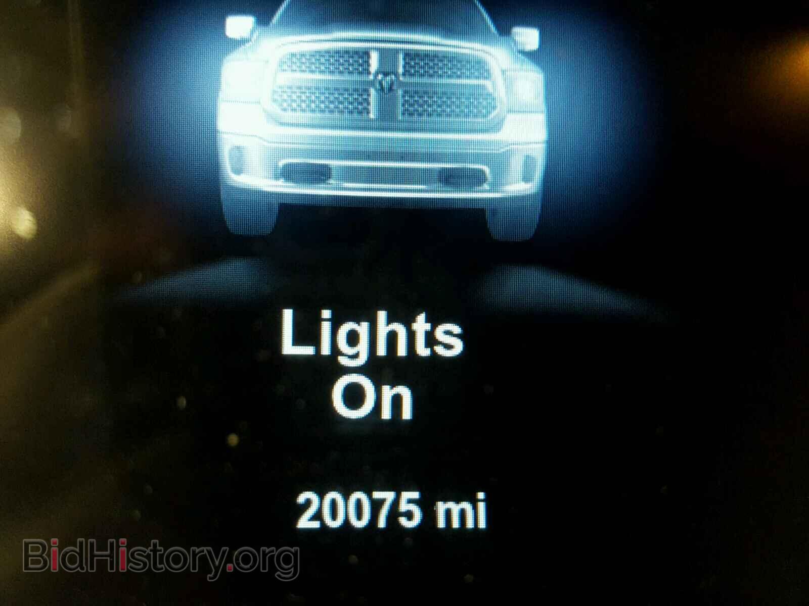 2015 RAM 1500 - VIN: 1C6RR7TT1FS784284 - Photo 8