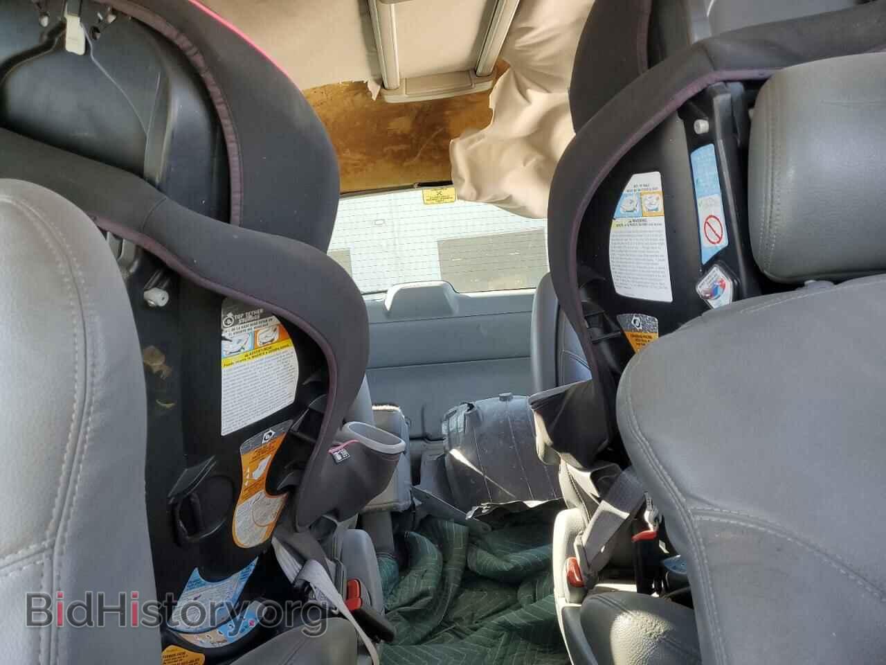 2007 CHRYSLER MINIVAN - VIN: 2A8GP64LX7R319657 - Фото 10