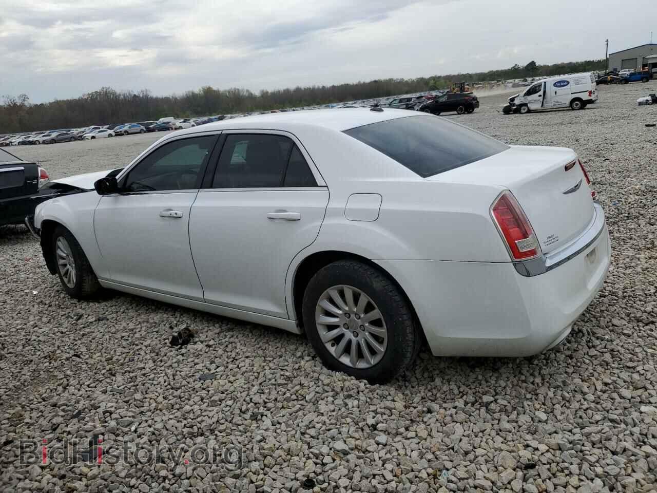2014 CHRYSLER 300 - VIN: 2C3CCAAG3EH288836 - Photo 2