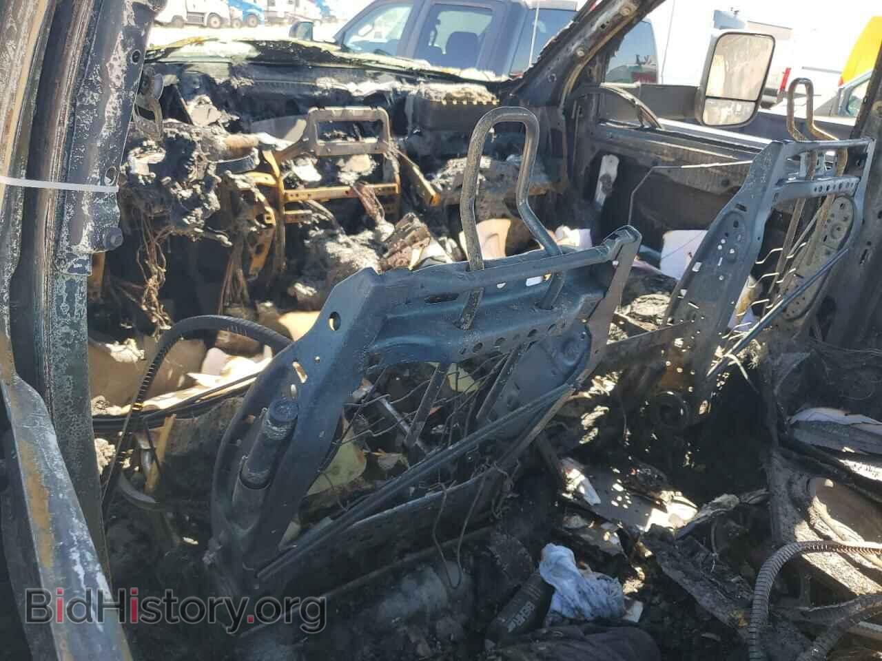 2017 RAM All Models - VIN: 3C6UR5DJ4HG776489 - Фото 8