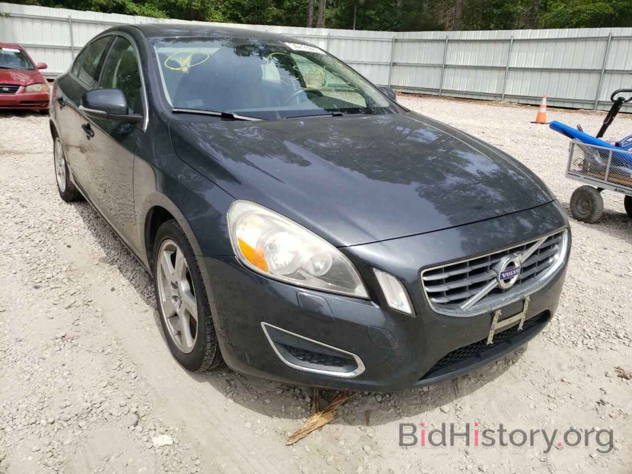 Photo YV1622FS2C2037546 - VOLVO S60 2012