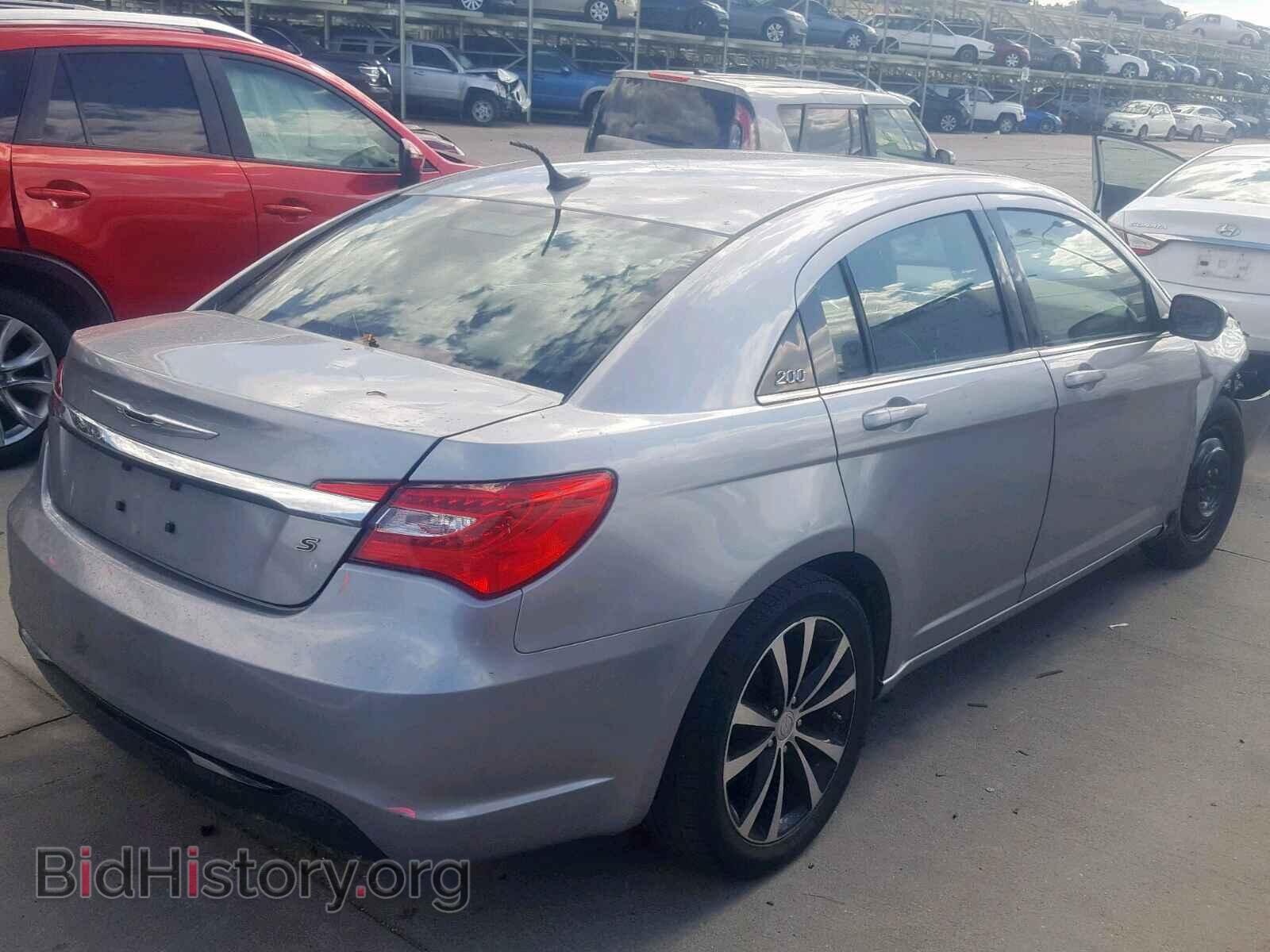 2013 CHRYSLER 200 - VIN: 1C3CCBCG1DN711230 - Photo 4