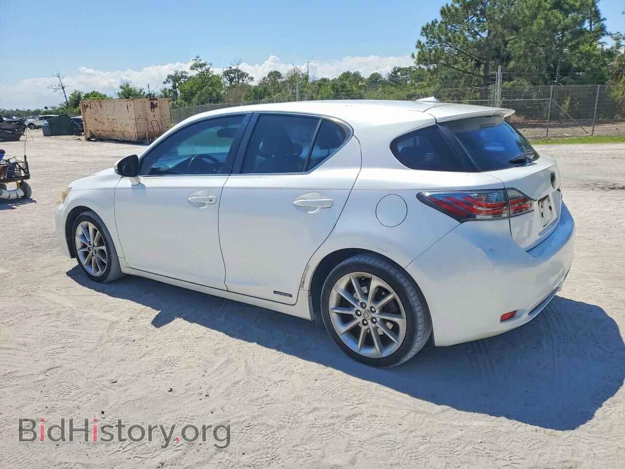 2011 LEXUS CT 200 - VIN: JTHKD5BH0B2007288 - Photo 2