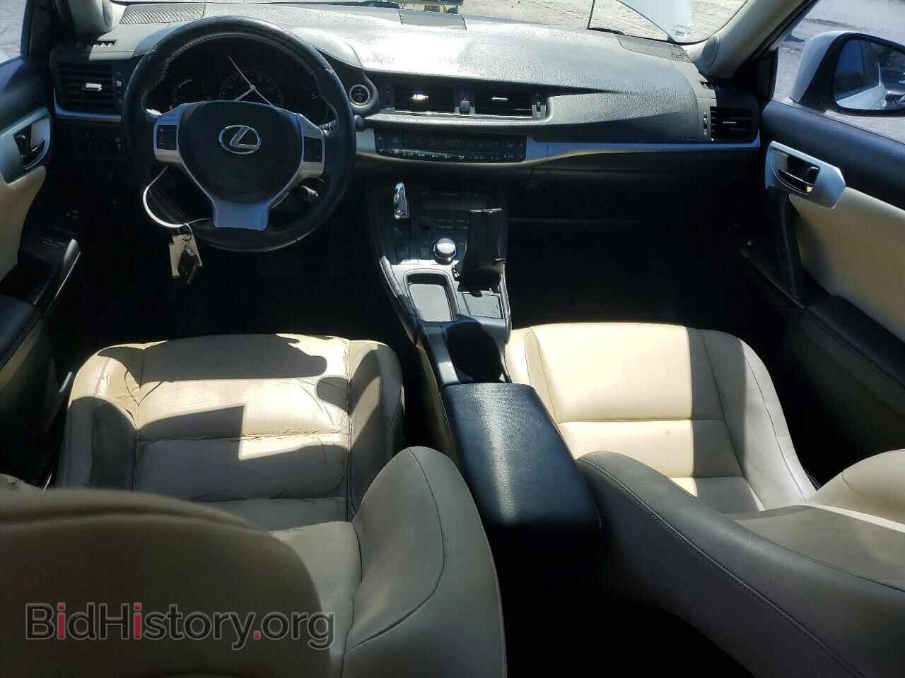 2011 LEXUS CT 200 - VIN: JTHKD5BH0B2007288 - Photo 8