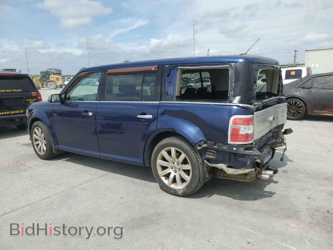 2011 FORD FLEX - VIN: 2FMGK5DC8BBD12381 - Photo 2