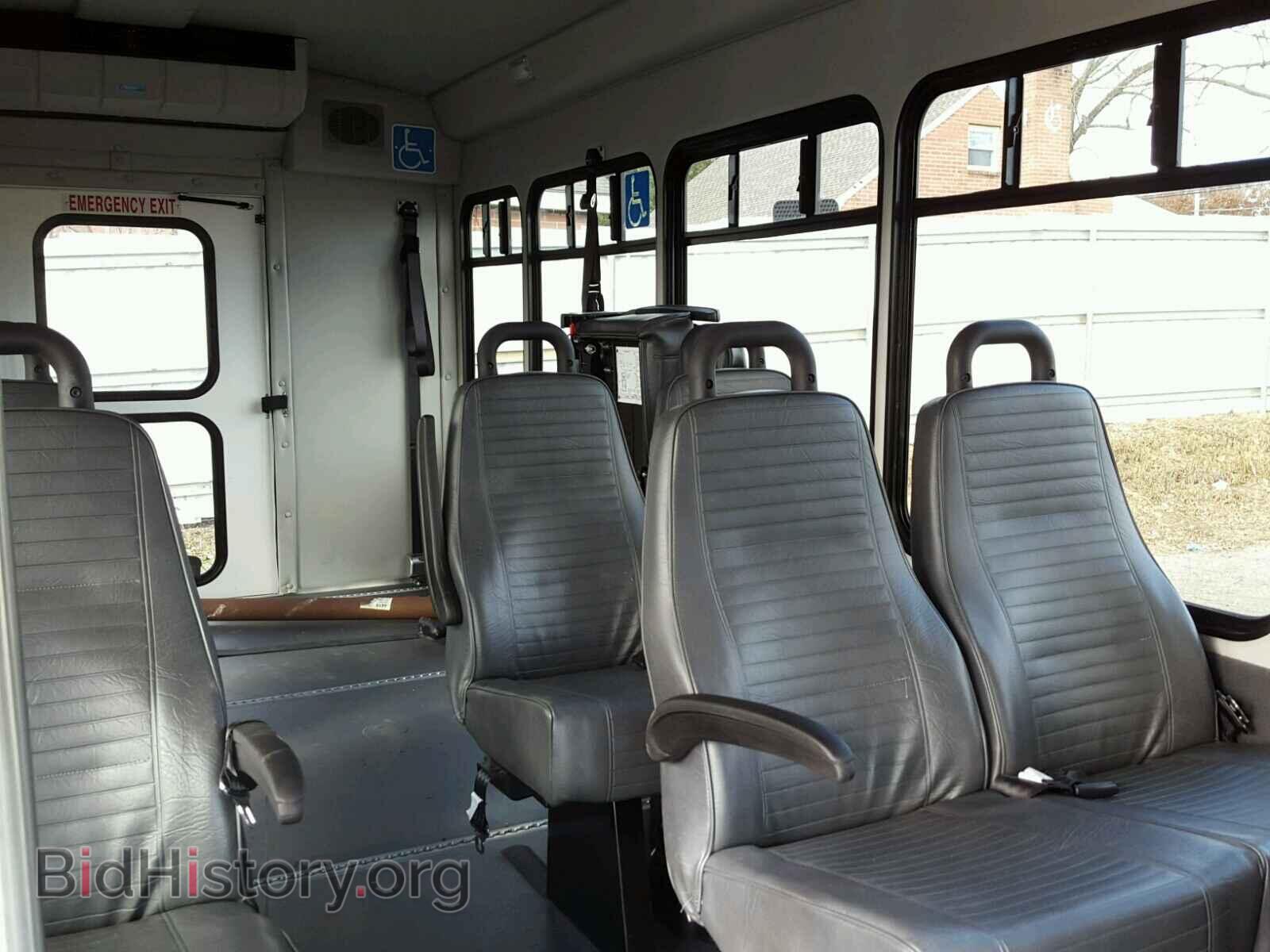 2017 FORD ECONOLINE - VIN: 1FDEE3FS7HDC32046 - Photo 6