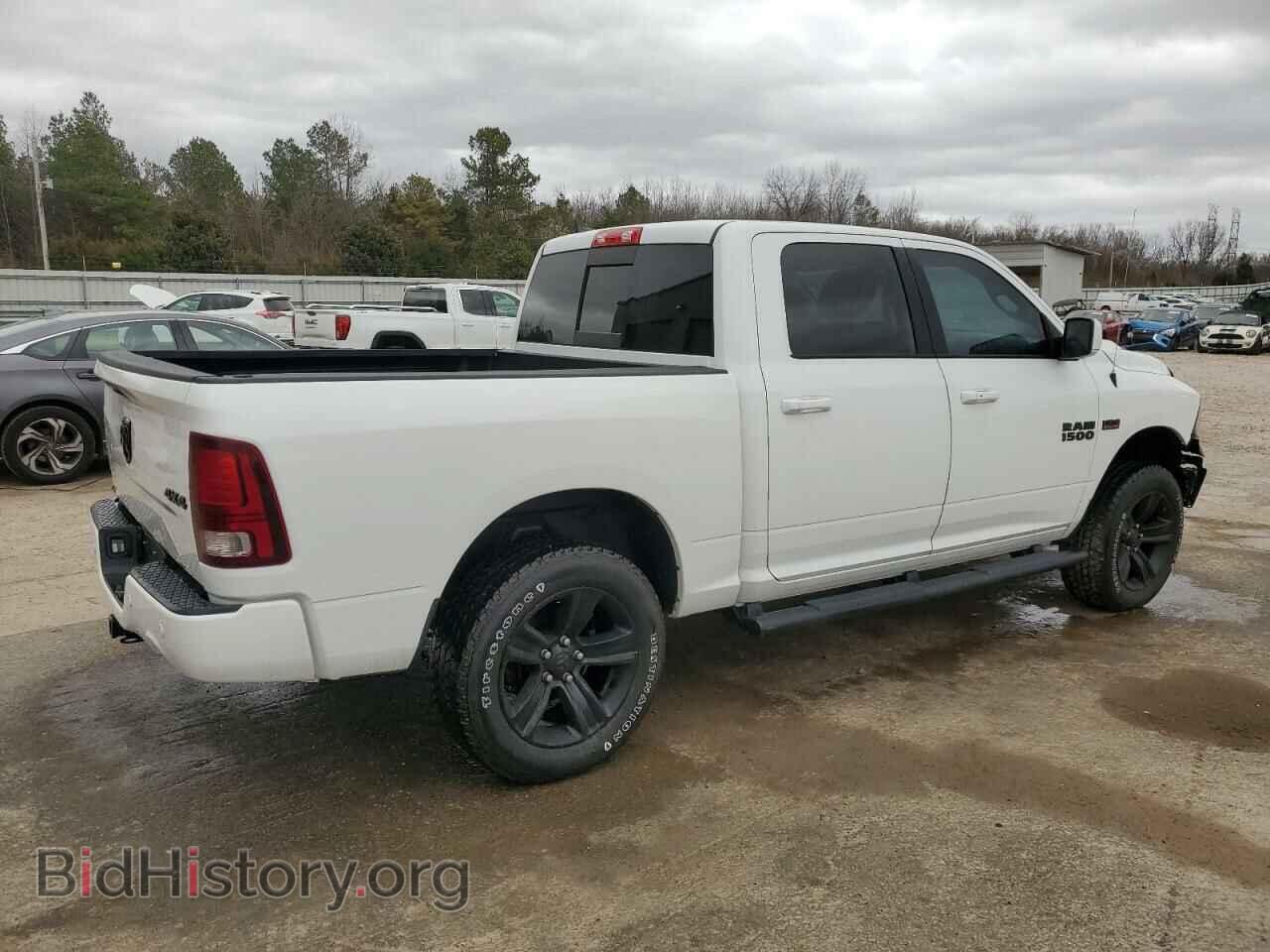 2018 RAM 1500 - VIN: 1C6RR7MTXJS145344 - Фото 3