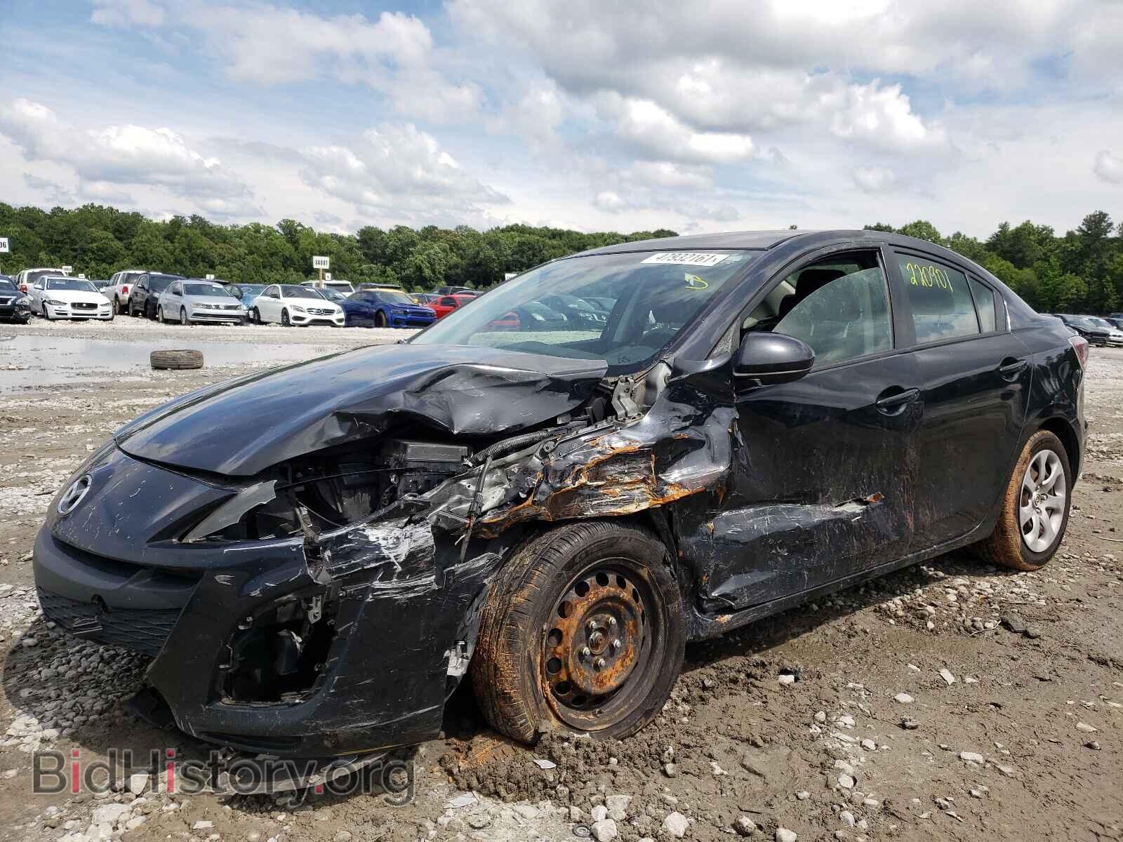 2011 MAZDA 3 - VIN: JM1BL1UG7B1475266 - Photo 2