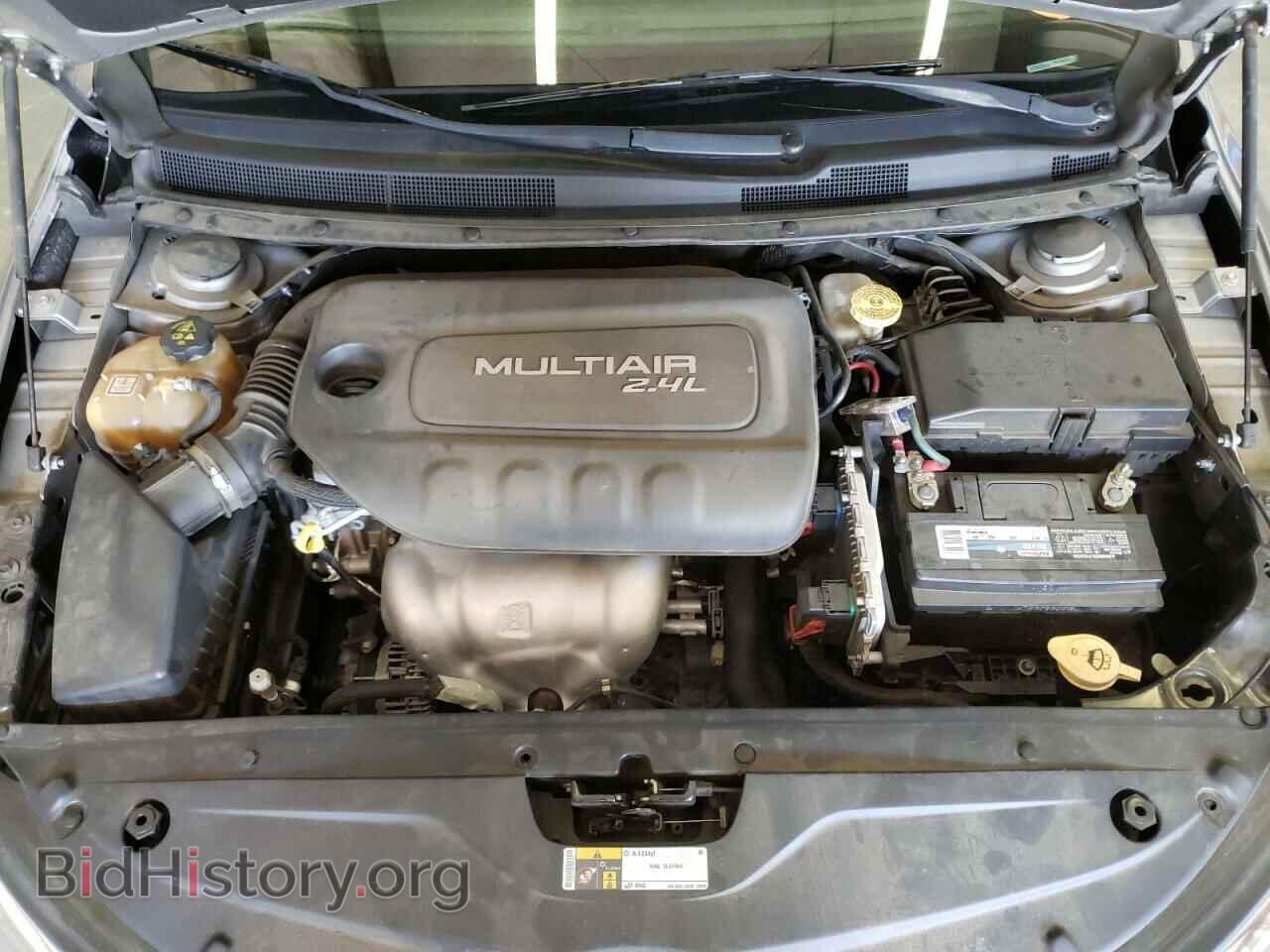 2016 CHRYSLER 200 - VIN: 1C3CCCAB1GN158967 - Фото 7