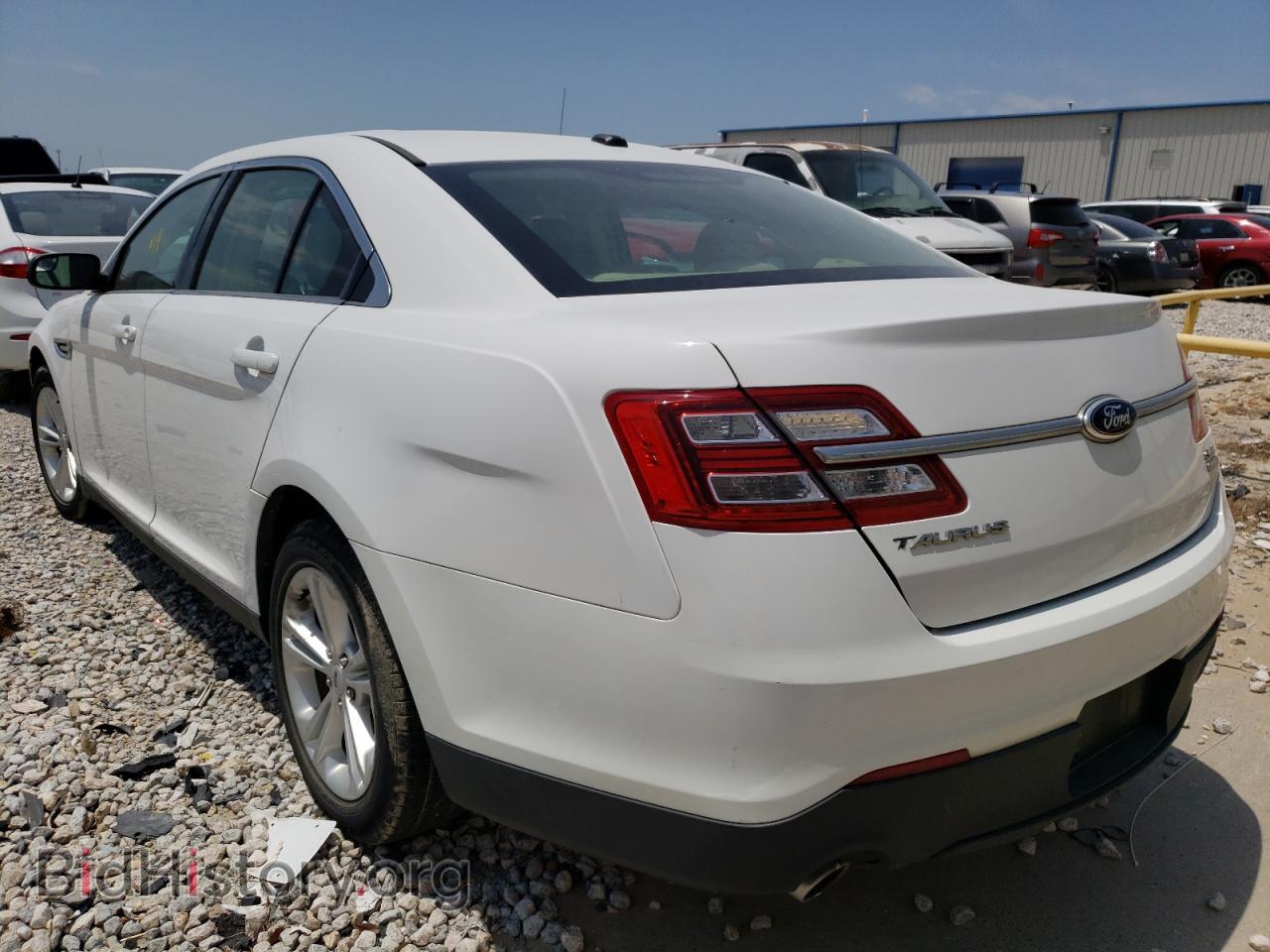 2013 FORD TAURUS - VIN: 1FAHP2H82DG210381 - Фото 3