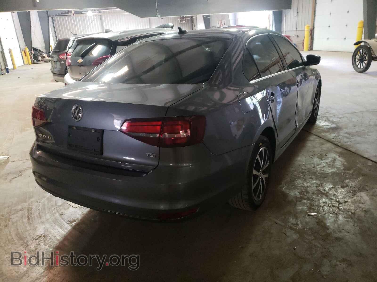 2017 VOLKSWAGEN JETTA - VIN: 3VWDB7AJ4HM202034 - Фото 4
