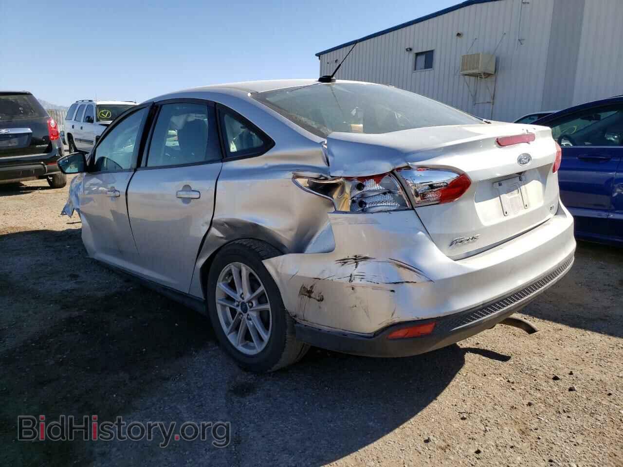 2017 FORD FOCUS - VIN: 1FADP3F2XHL247646 - Фото 2