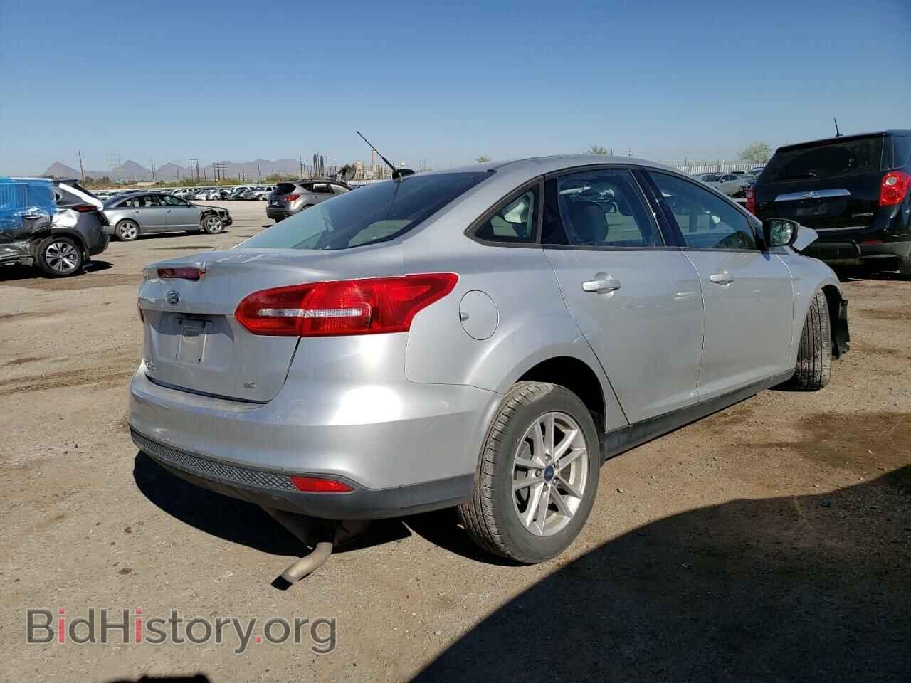 2017 FORD FOCUS - VIN: 1FADP3F2XHL247646 - Фото 3