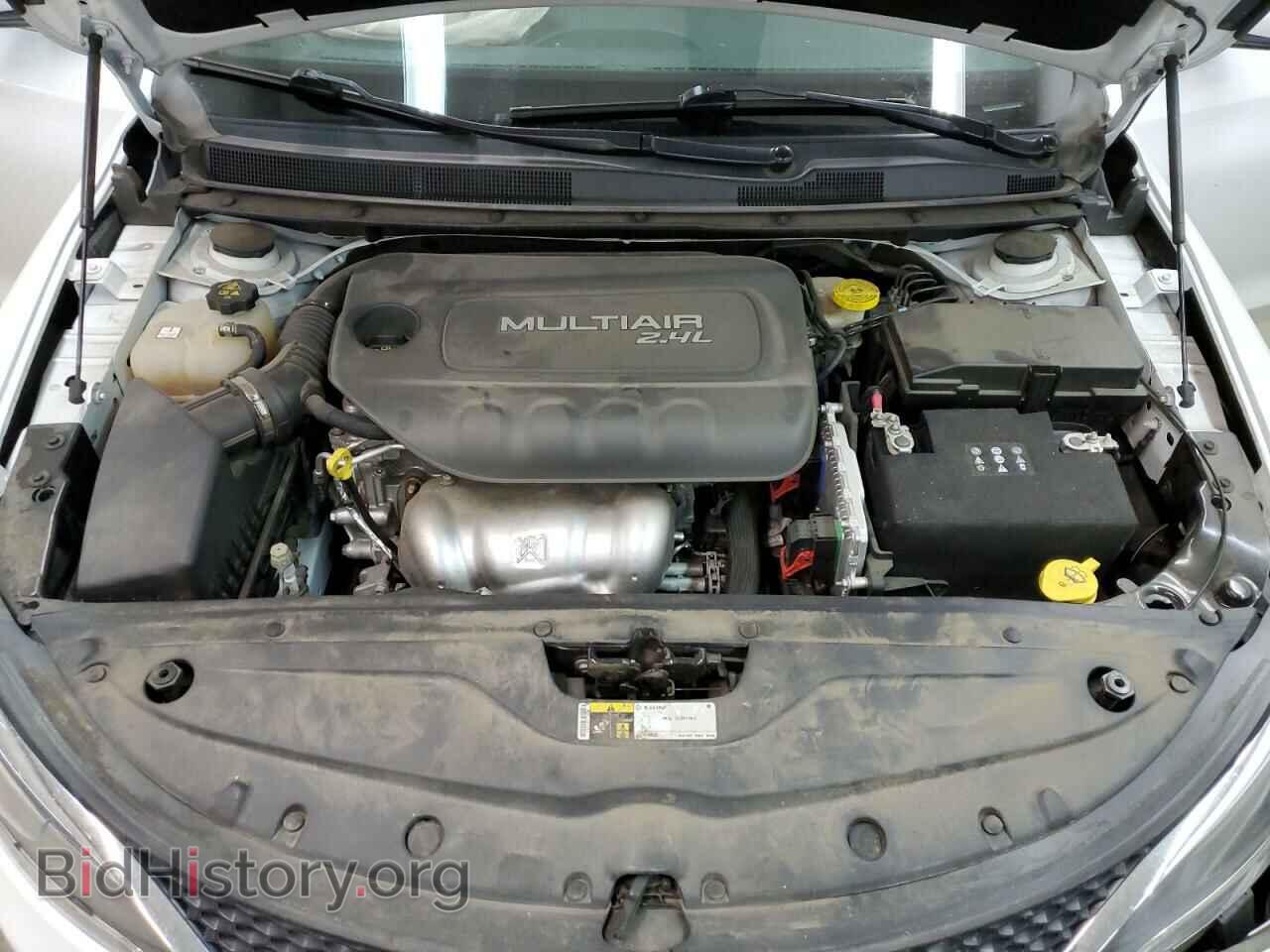 2016 CHRYSLER 200 - VIN: 1C3CCCABXGN169336 - Фото 11