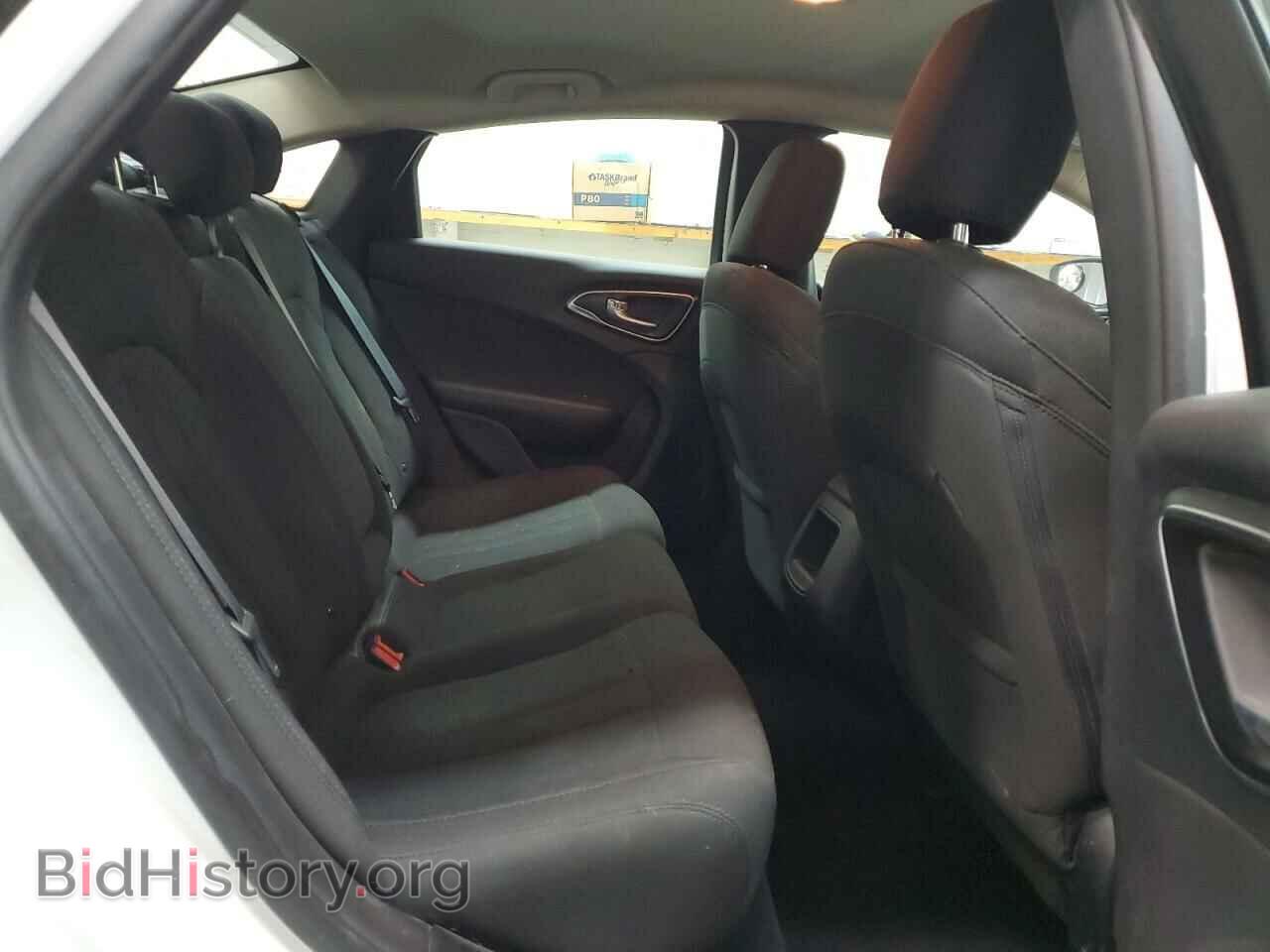 2016 CHRYSLER 200 - VIN: 1C3CCCABXGN169336 - Фото 10