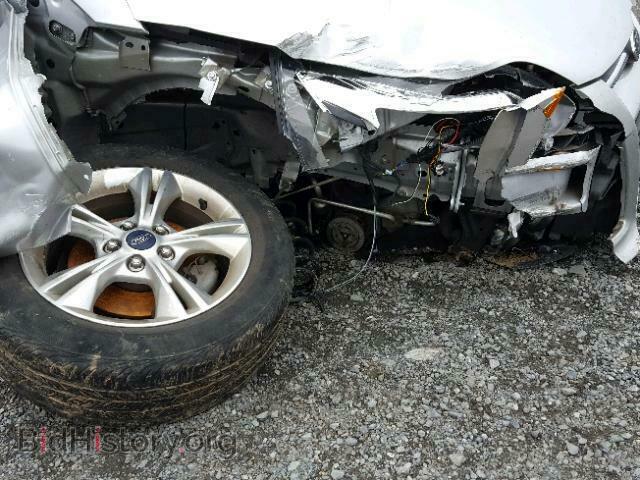 2014 FORD FOCUS - VIN: 1FADP3F21EL226454 - Photo 9