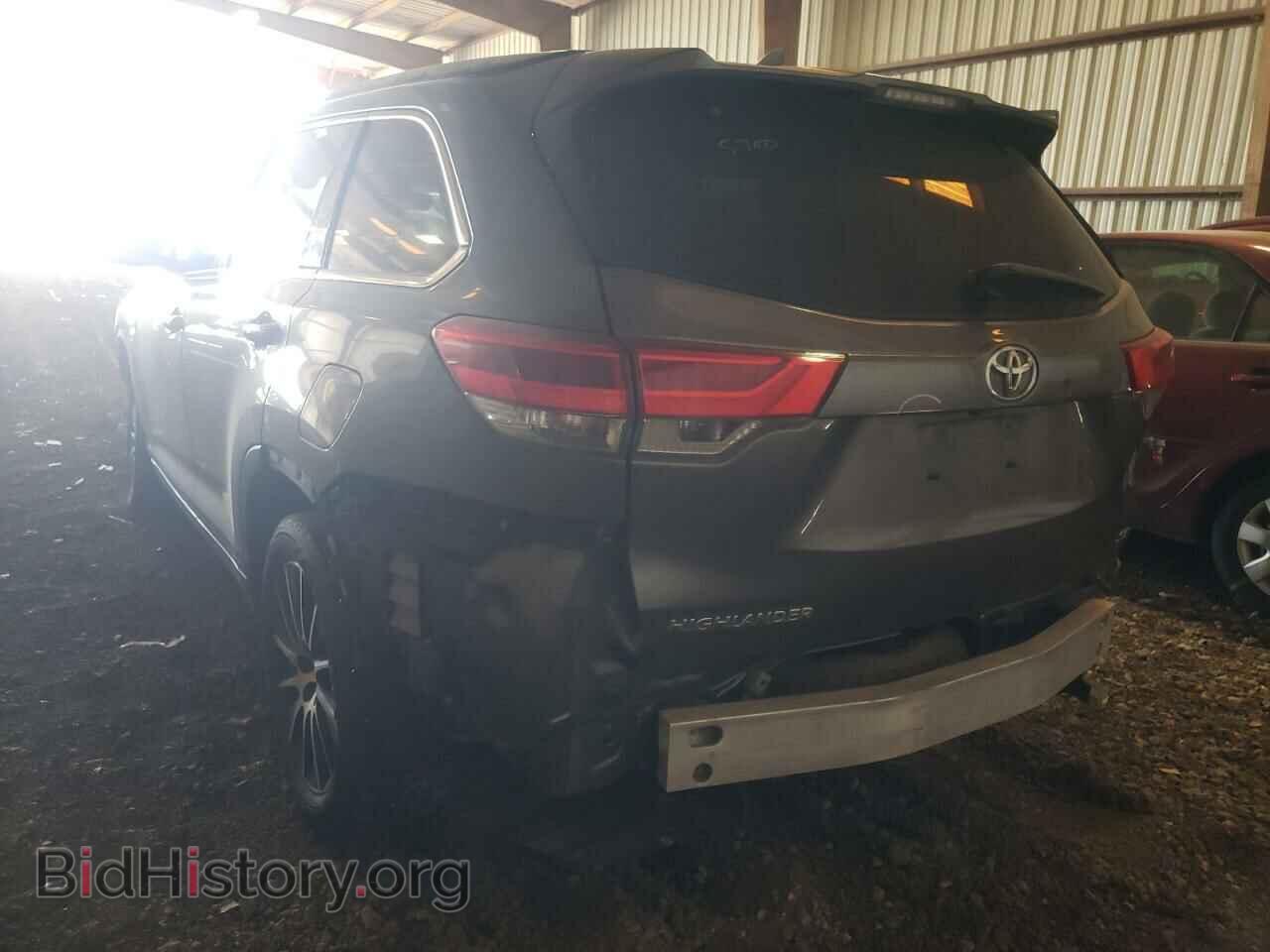 2017 TOYOTA HIGHLANDER - VIN: 5TDKZRFH3HS509072 - Фото 3