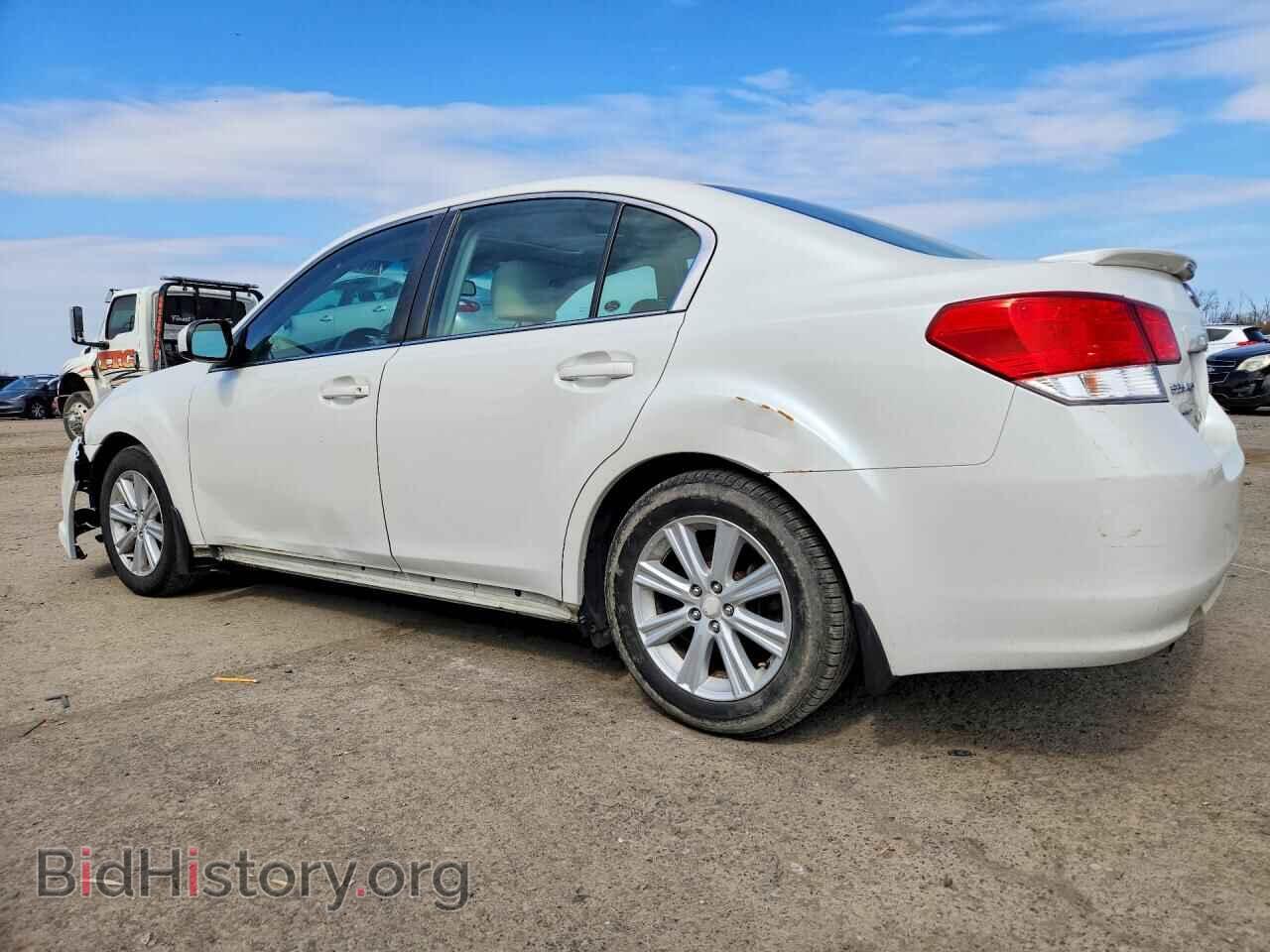 2011 SUBARU LEGACY - VIN: 4S3BMBG68B3240742 - Фото 2