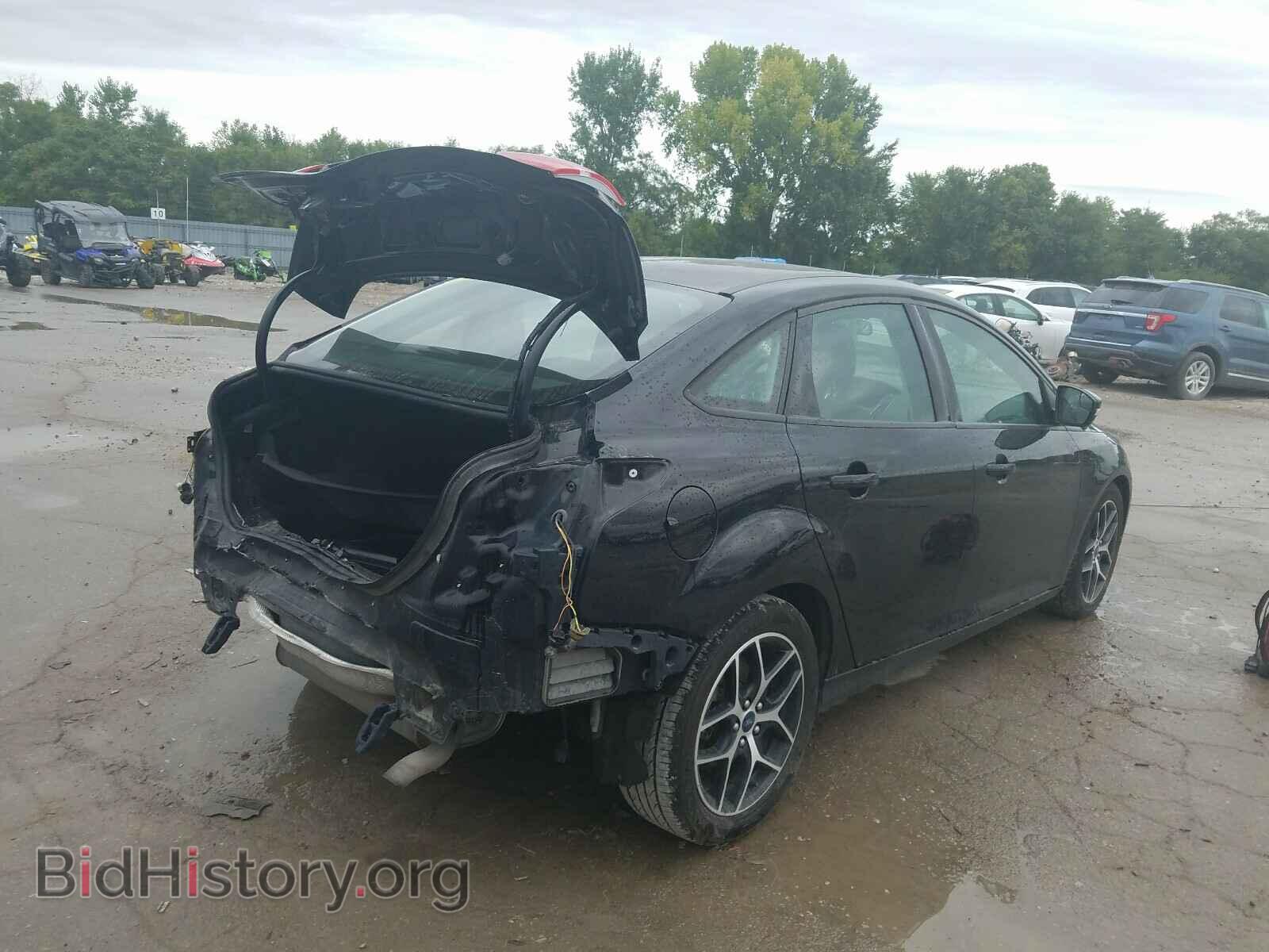 2017 FORD FOCUS - VIN: 1FADP3H24HL247140 - Фото 4