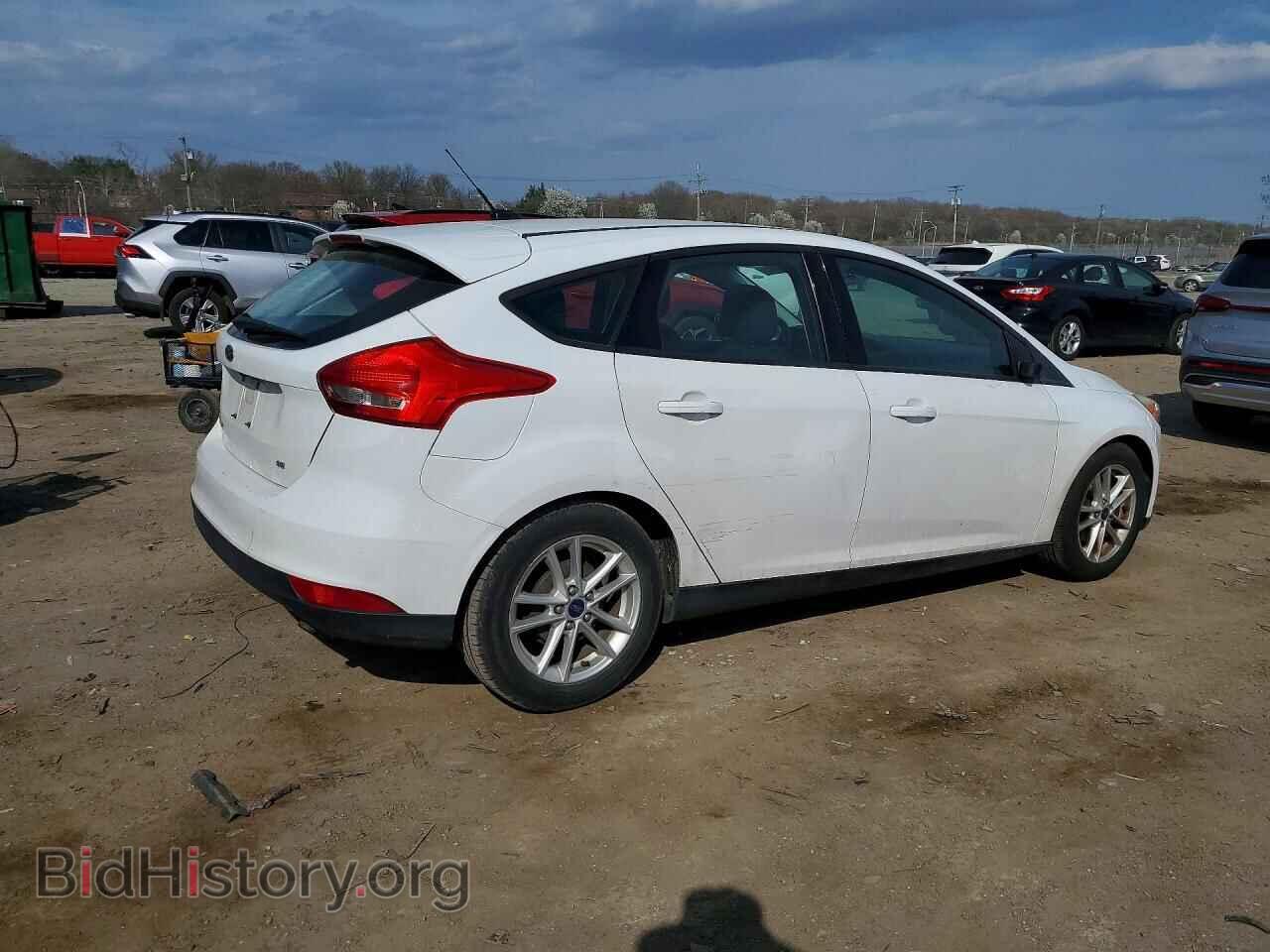 2016 FORD FOCUS - VIN: 1FADP3K29GL364610 - Фото 3