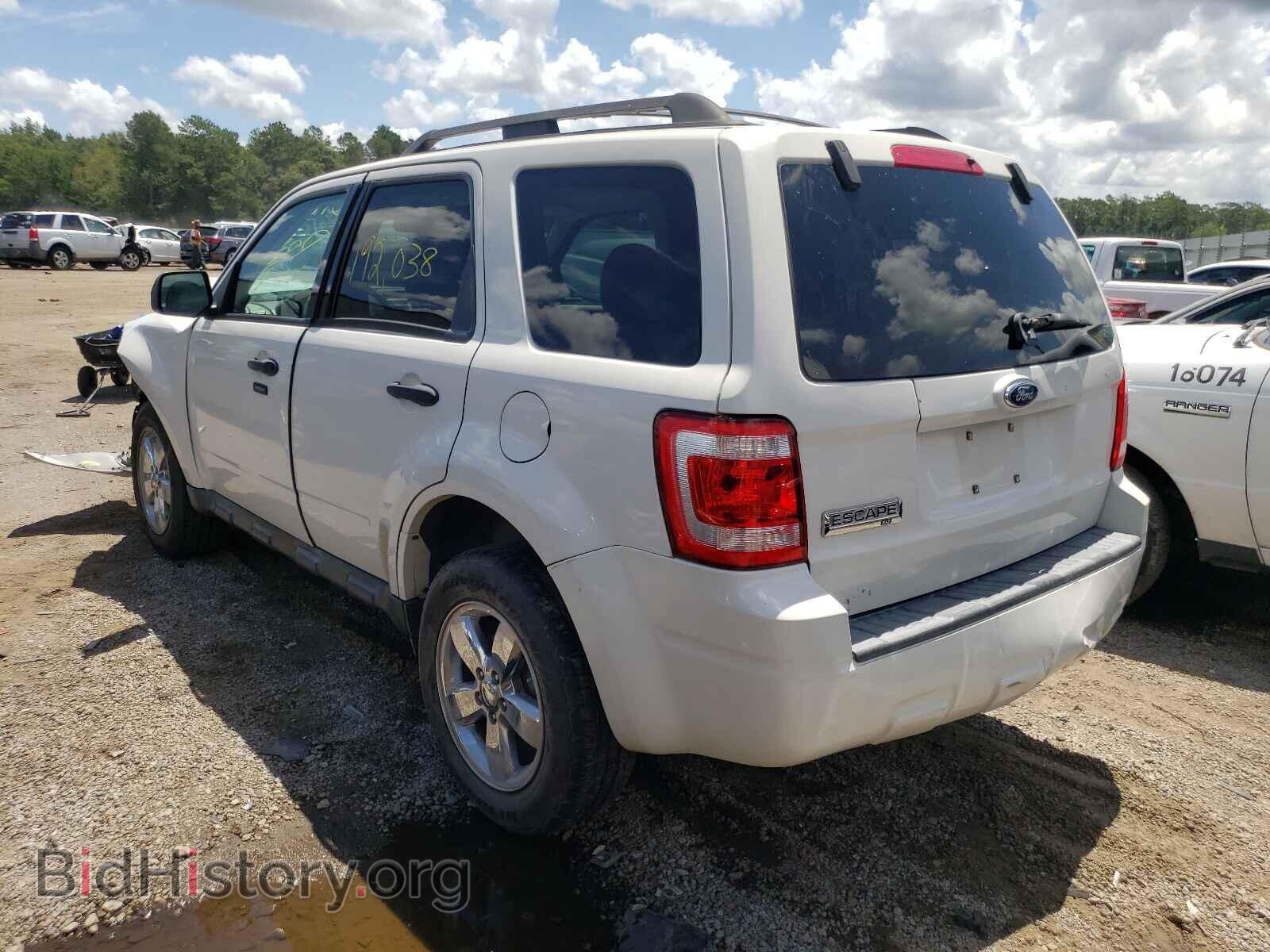 2009 FORD ESCAPE - VIN: 1FMCU03789KD04006 - Фото 3