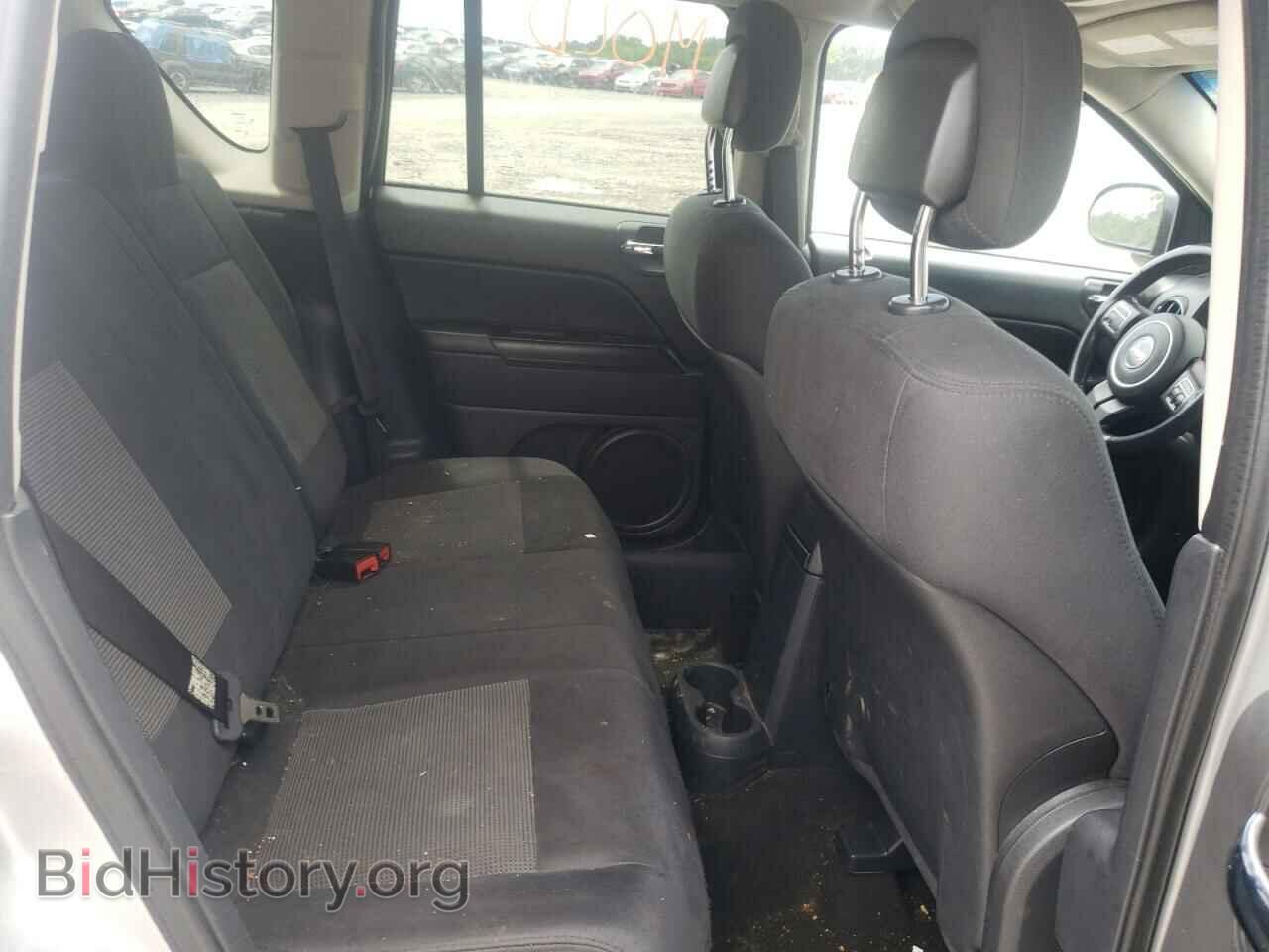 2011 JEEP COMPASS - VIN: 1J4NT1FA5BD261083 - Фото 6