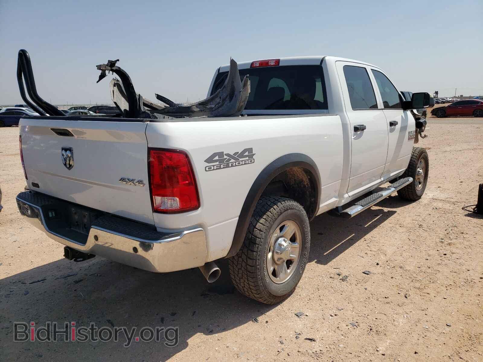 2017 RAM 2500 - VIN: 3C6UR5CL4HG694670 - Фото 4