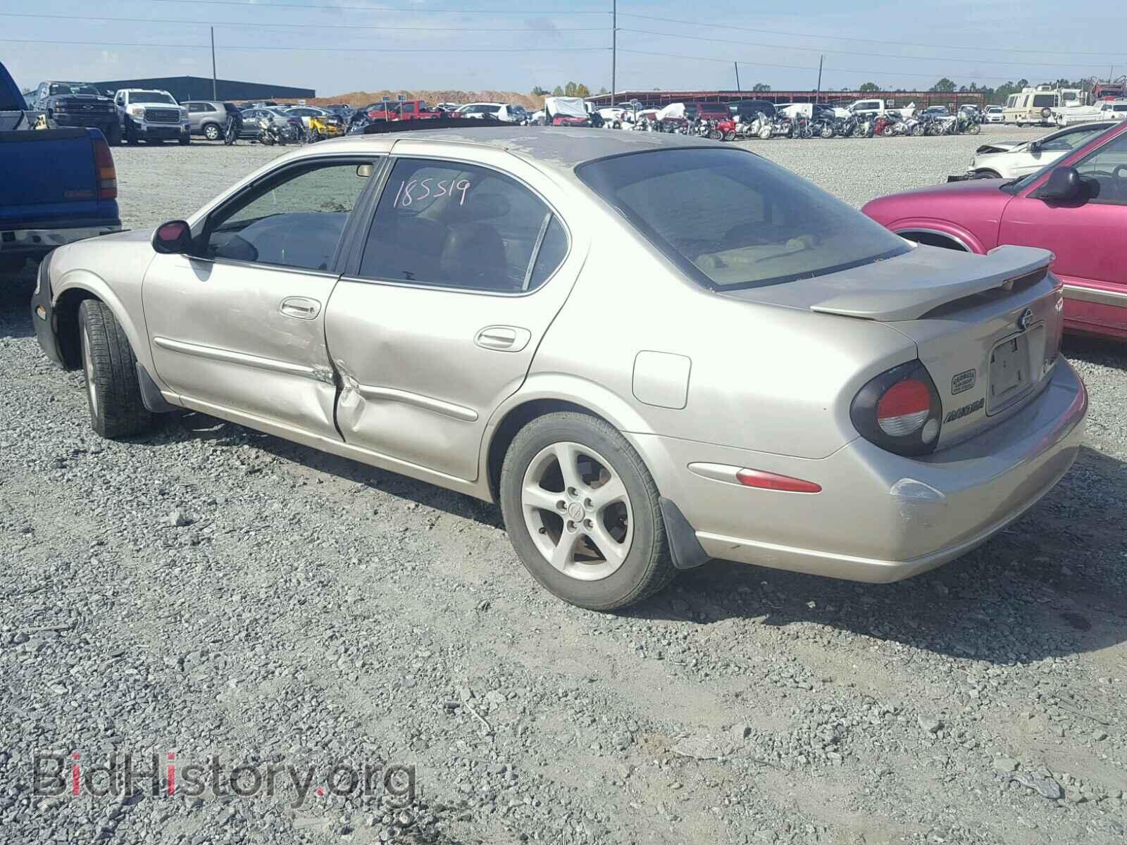 2000 NISSAN MAXIMA - VIN: JN1CA31D5YT505879 - Фото 3