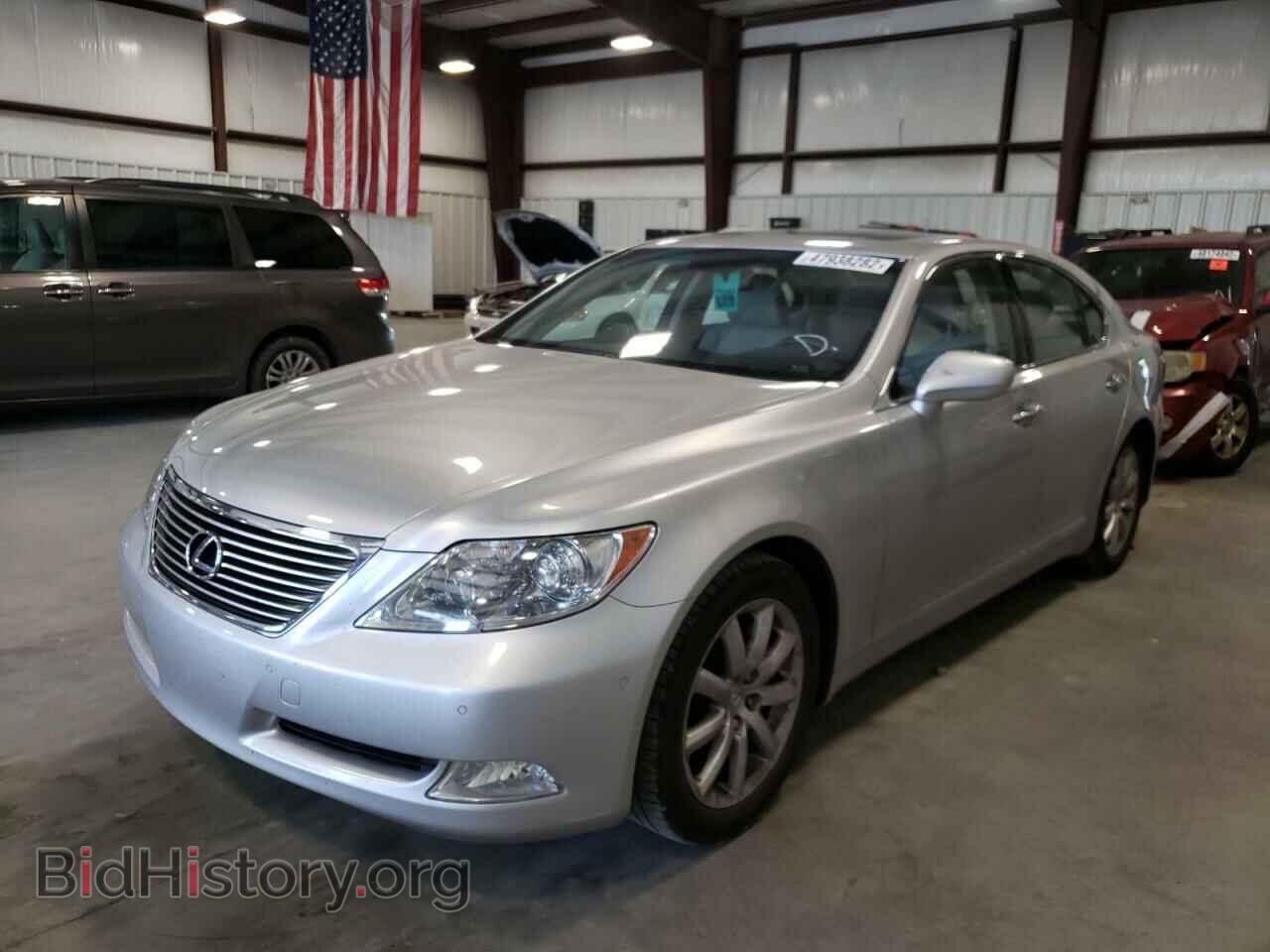 2007 LEXUS LS460 - VIN: JTHBL46F675041814 - Фото 2