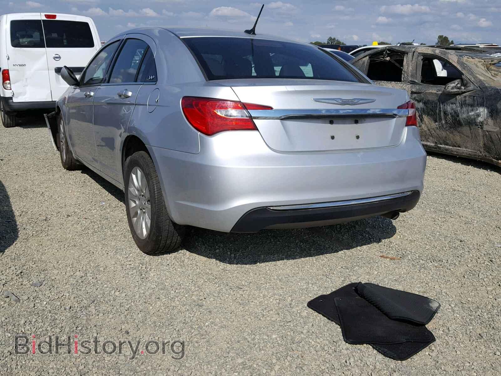 2012 CHRYSLER 200 - VIN: 1C3CCBAB7CN273822 - Фото 3