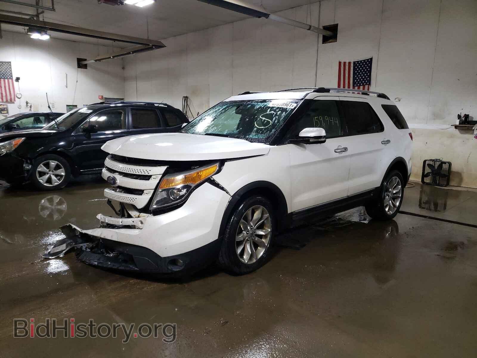 2011 FORD EXPLORER - VIN: 1FMHK8F83BGA66881 - Photo 2