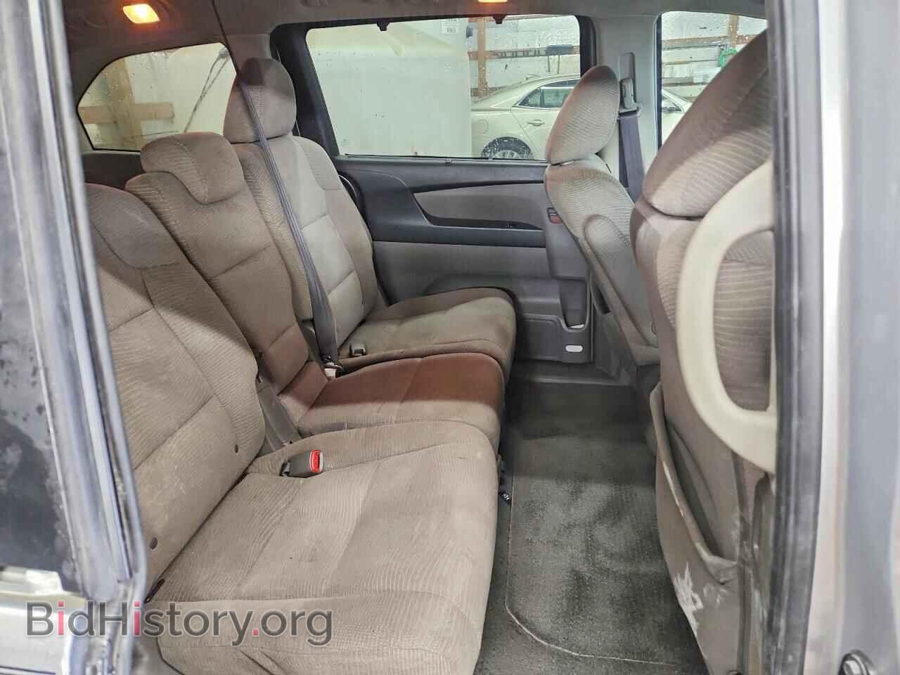 2011 HONDA ODYSSEY - VIN: 5FNRL5H4XBB070077 - Фото 11