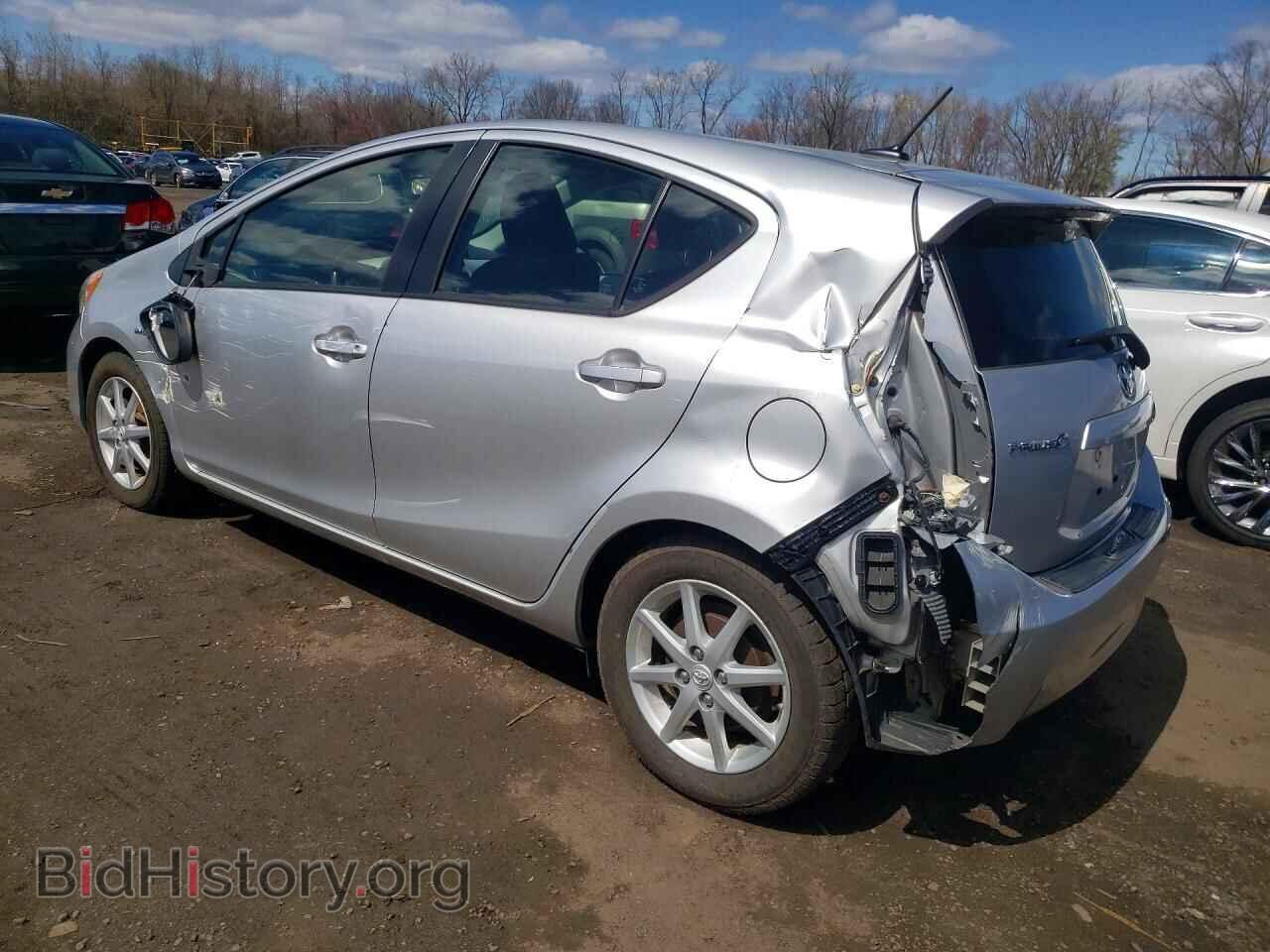 2012 TOYOTA PRIUS - VIN: JTDKDTB31C1011299 - Фото 2