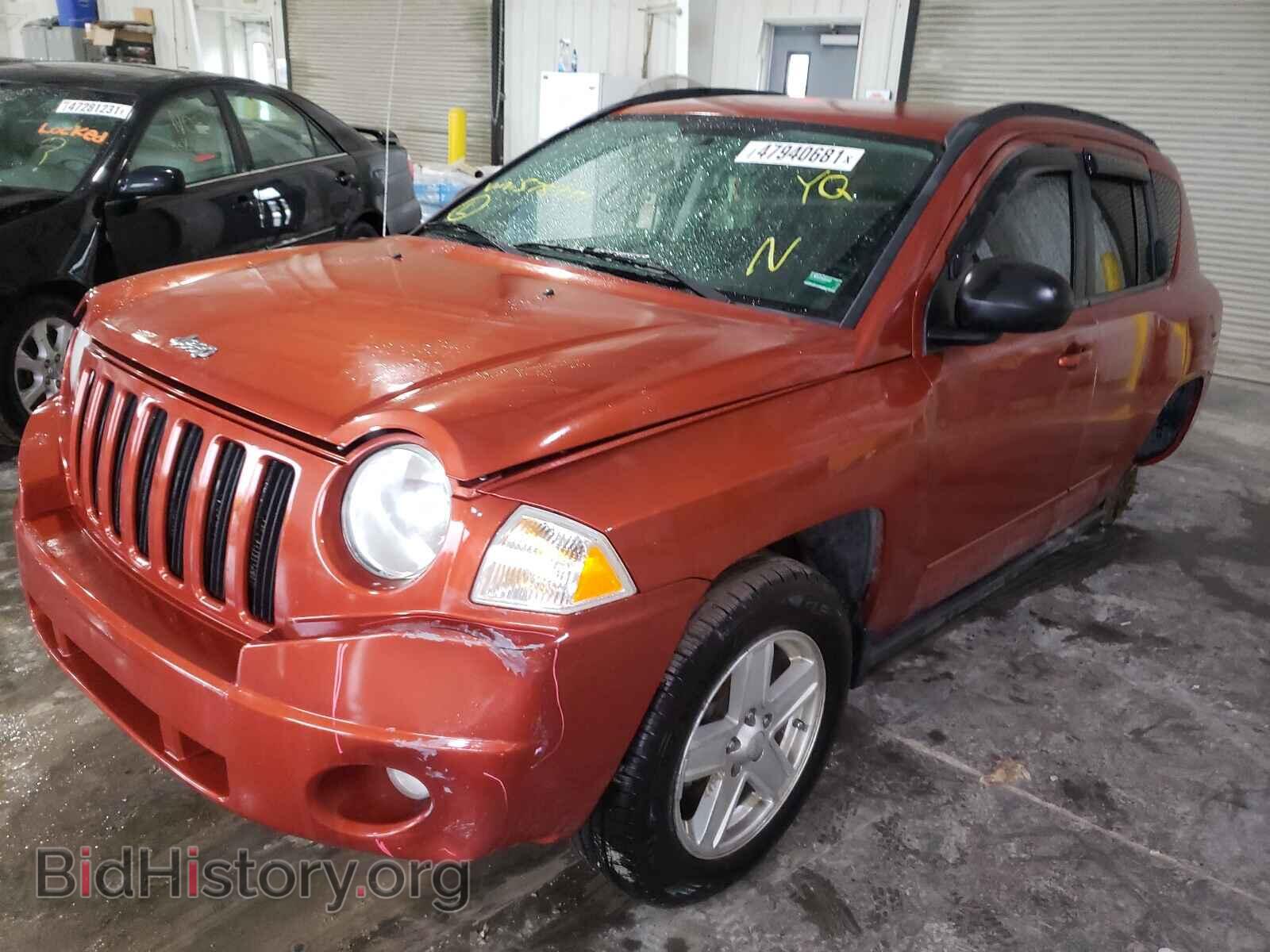 2010 JEEP COMPASS - VIN: 1J4NT4FB8AD578994 - Фото 2