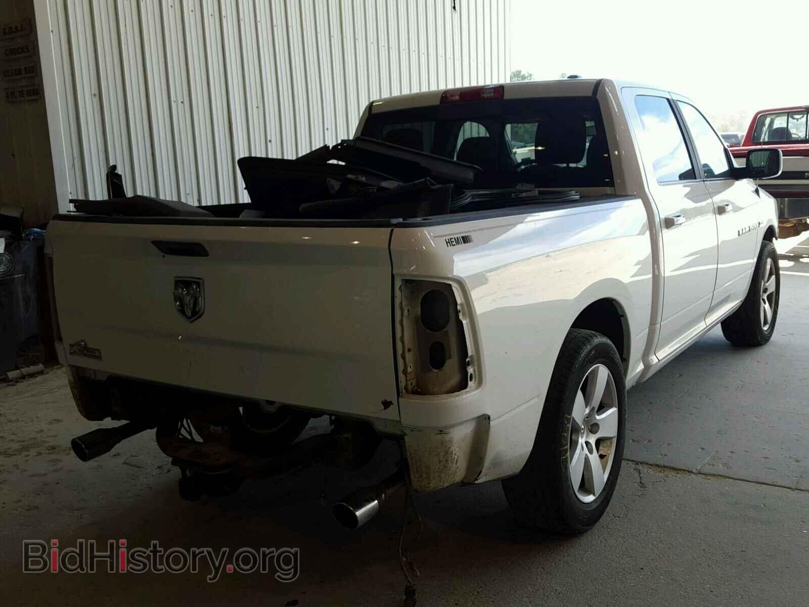 2011 DODGE RAM 1500 - VIN: 1D7RB1CT4BS584235 - Фото 4