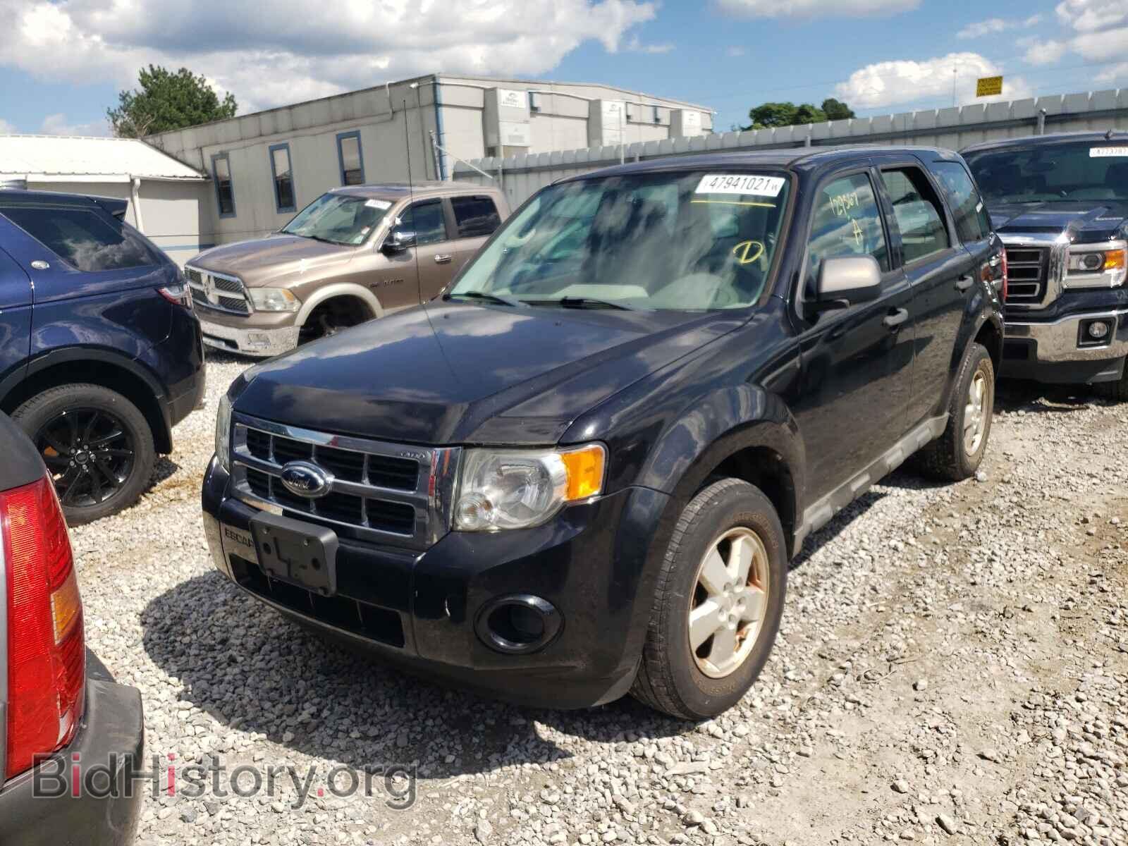 2011 FORD ESCAPE - VIN: 1FMCU9C72BKB21064 - Фото 2