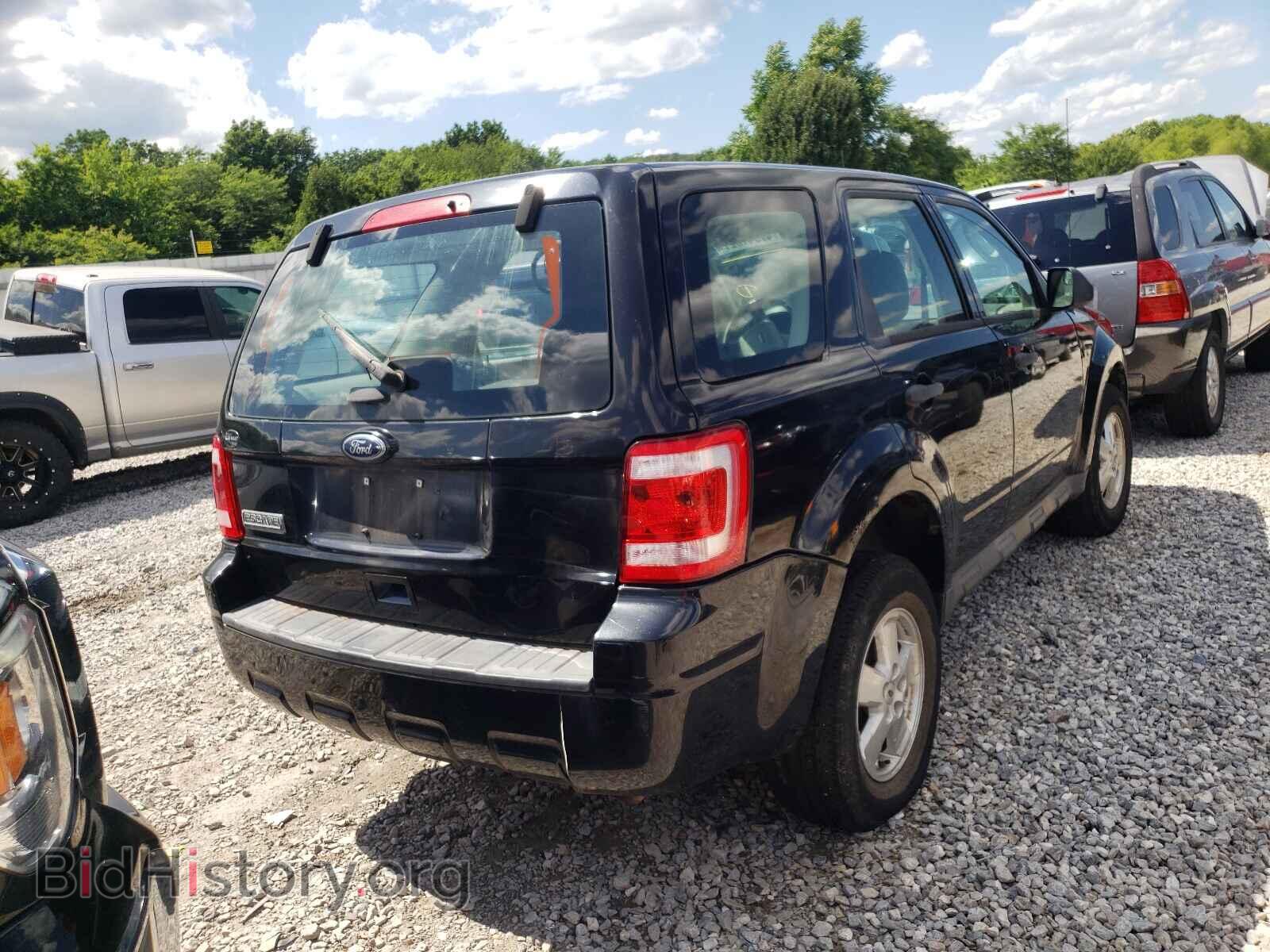 2011 FORD ESCAPE - VIN: 1FMCU9C72BKB21064 - Фото 4