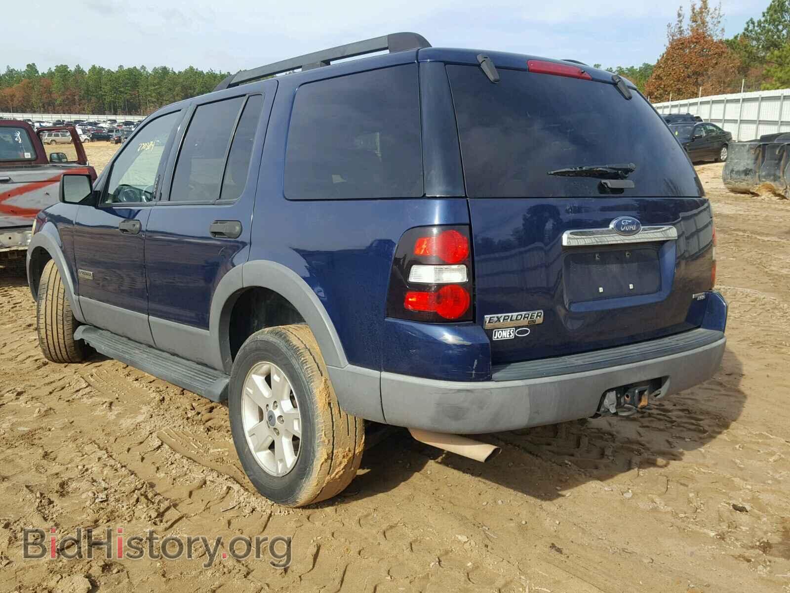 2006 FORD EXPLORER - VIN: 1FMEU63E06ZA15439 - Фото 3