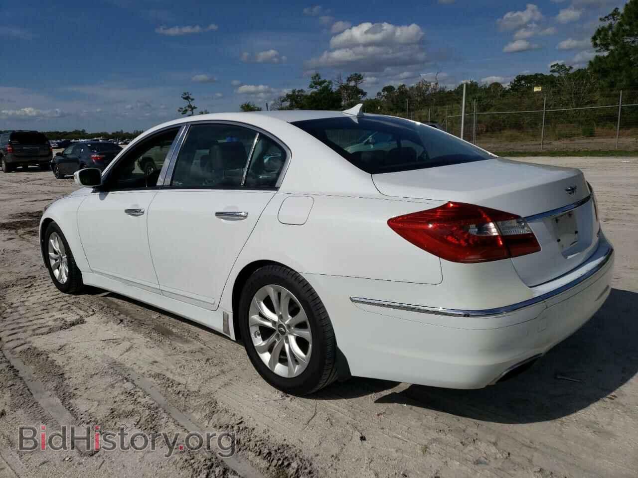 2013 HYUNDAI GENESIS - VIN: KMHGC4DD8DU257704 - Фото 2