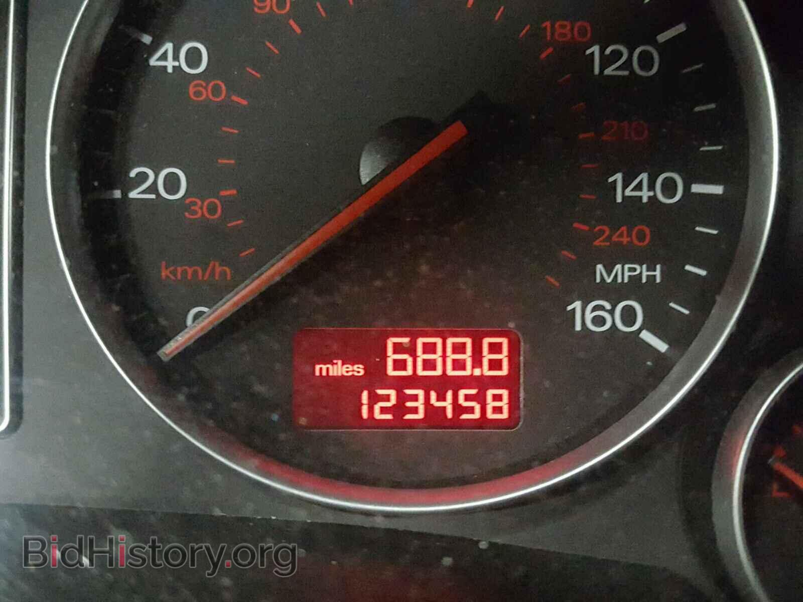2005 AUDI A4 - VIN: WAULC68E95A007776 - Фото 8