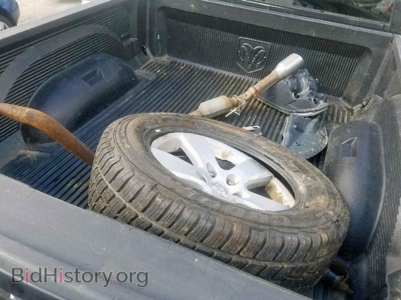 2010 DODGE RAM 1500 - VIN: 1D7RV1GT0AS152242 - Фото 9