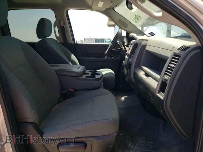 2017 RAM 2500 (VIN 3C6UR5CL5HG720855) — фото 5 из 10