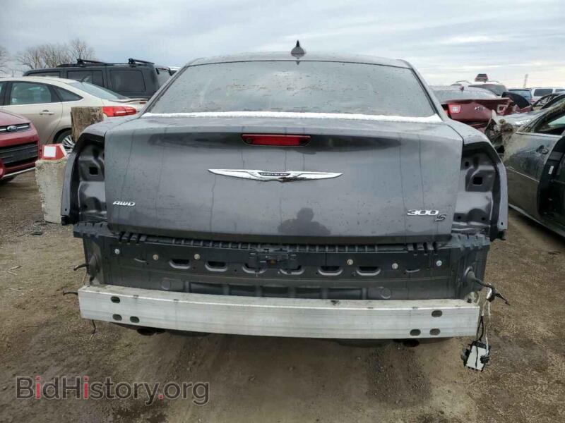 2017 Chrysler 300 (VIN 2C3CCAGG3HH616607) — photo 6 of 12