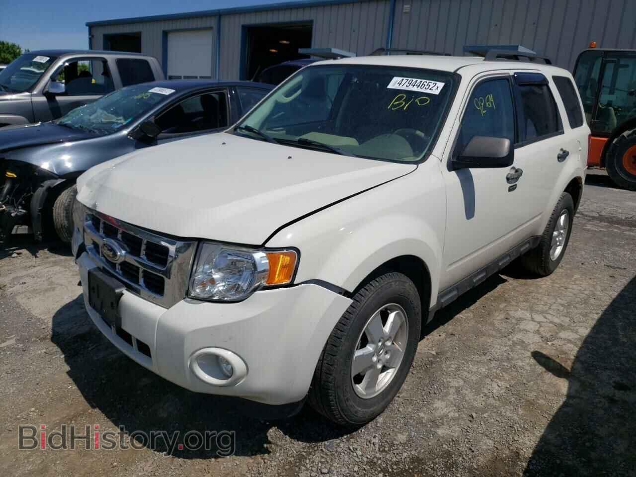 2012 FORD ESCAPE - VIN: 1FMCU0D70CKC28710 - Фото 2