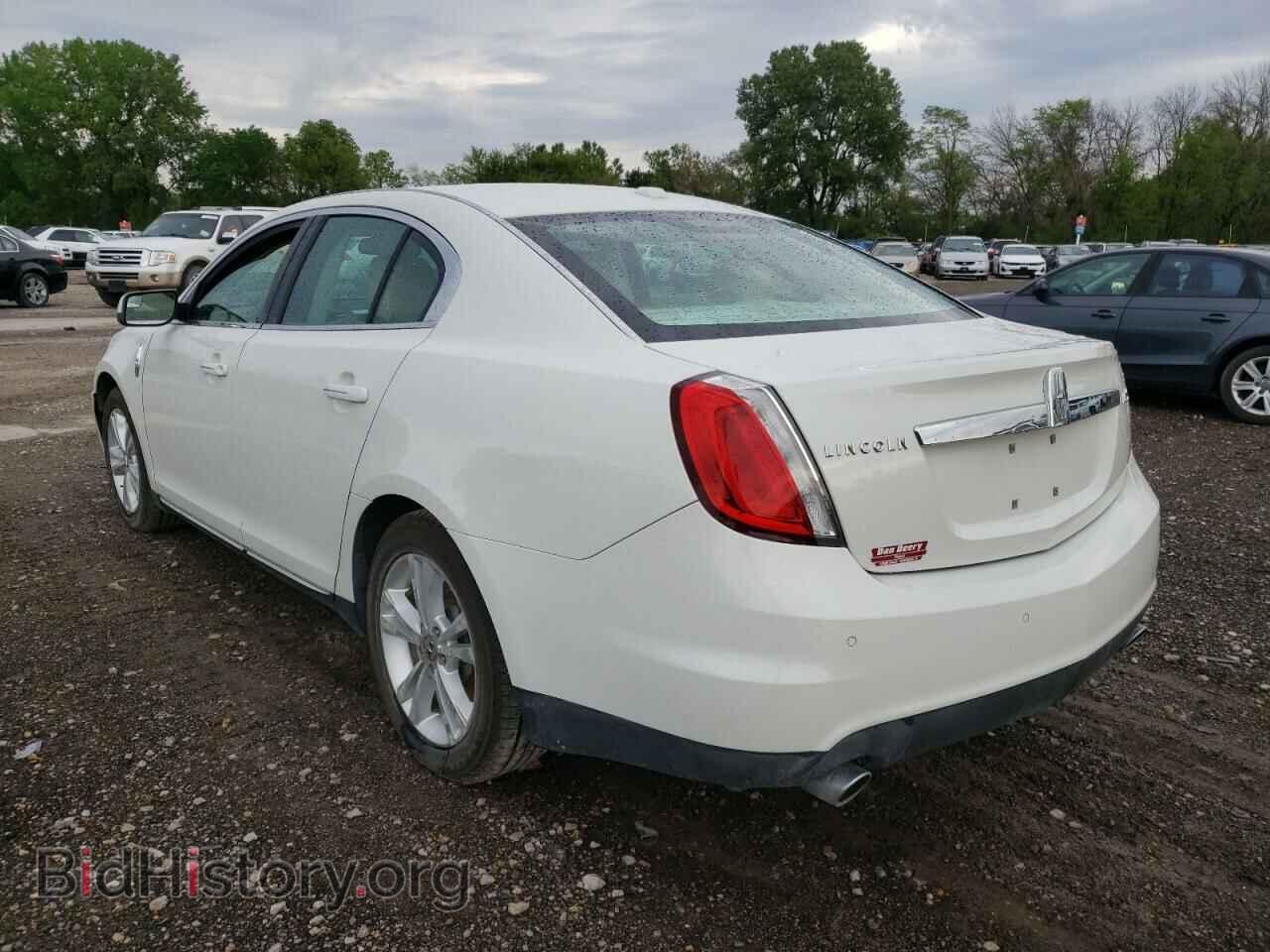 2010 LINCOLN MKS - VIN: 1LNHL9DR3AG609790 - Фото 3