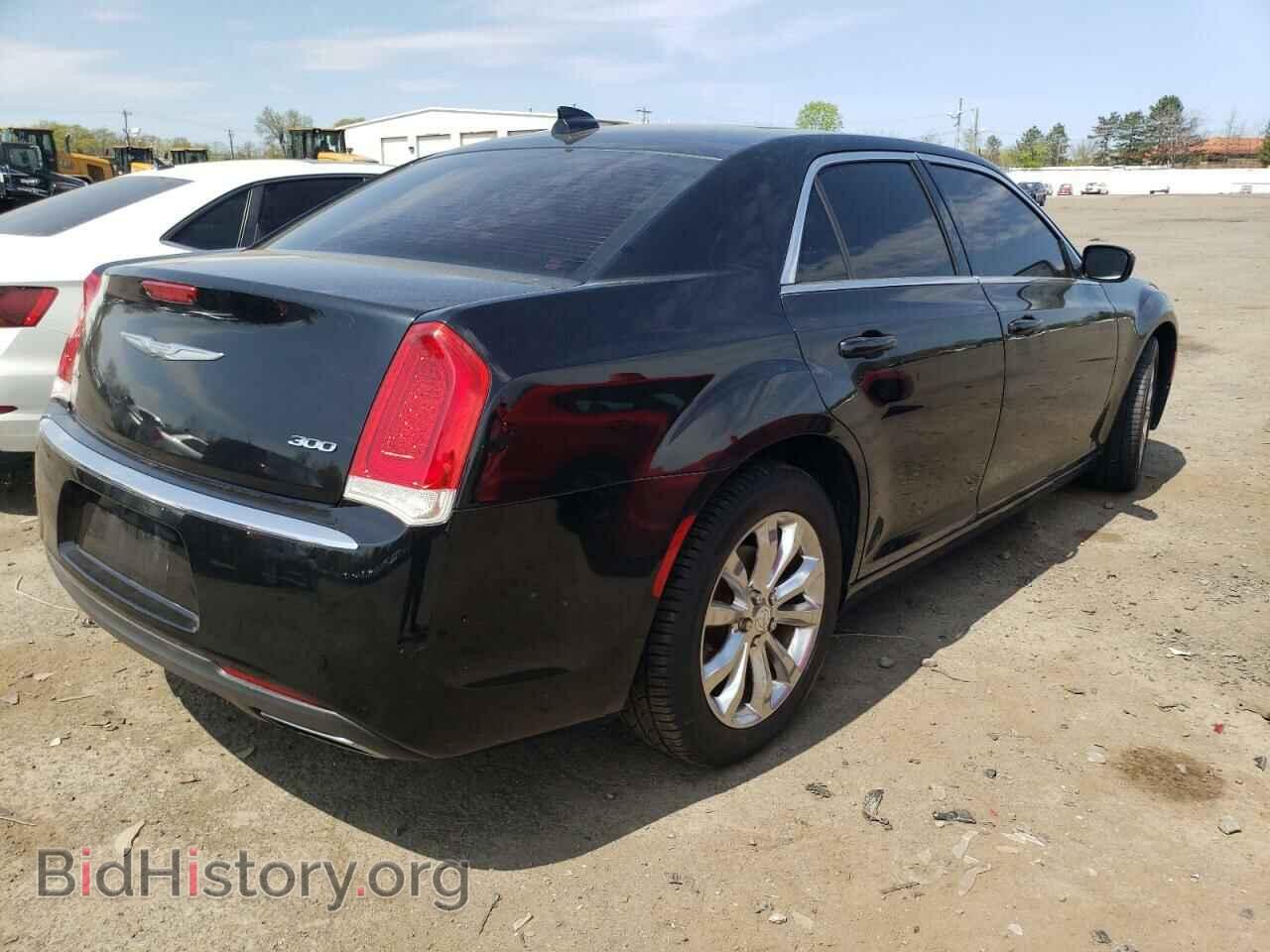 2016 CHRYSLER 300 - VIN: 2C3CCARG0GH349230 - Фото 3