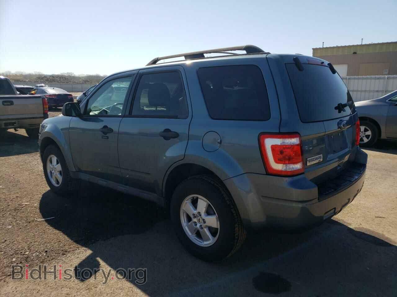 2011 FORD ESCAPE - VIN: 1FMCU0D7XBKA68110 - Фото 2