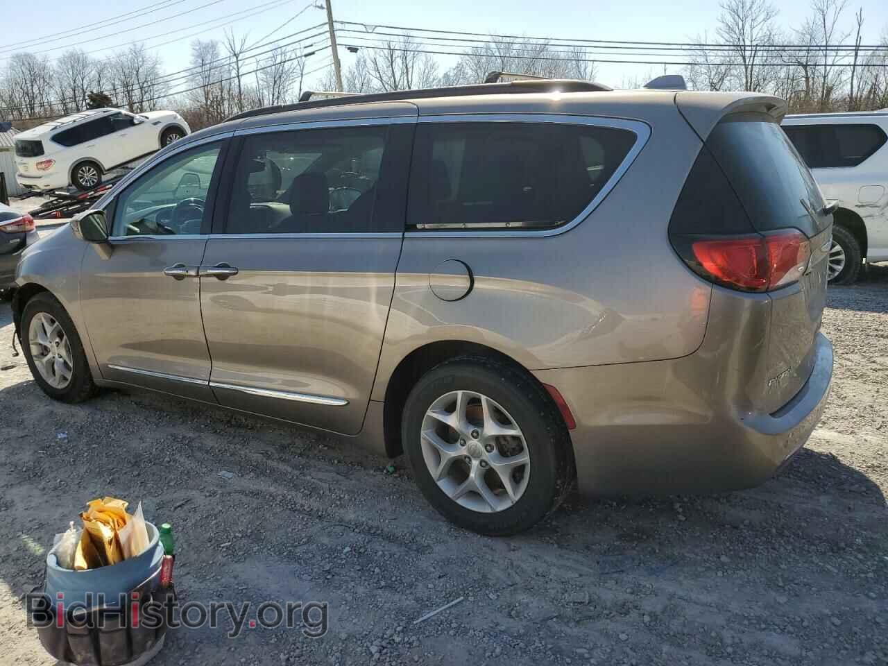 2017 CHRYSLER PACIFICA - VIN: 2C4RC1BG4HR729182 - Фото 2